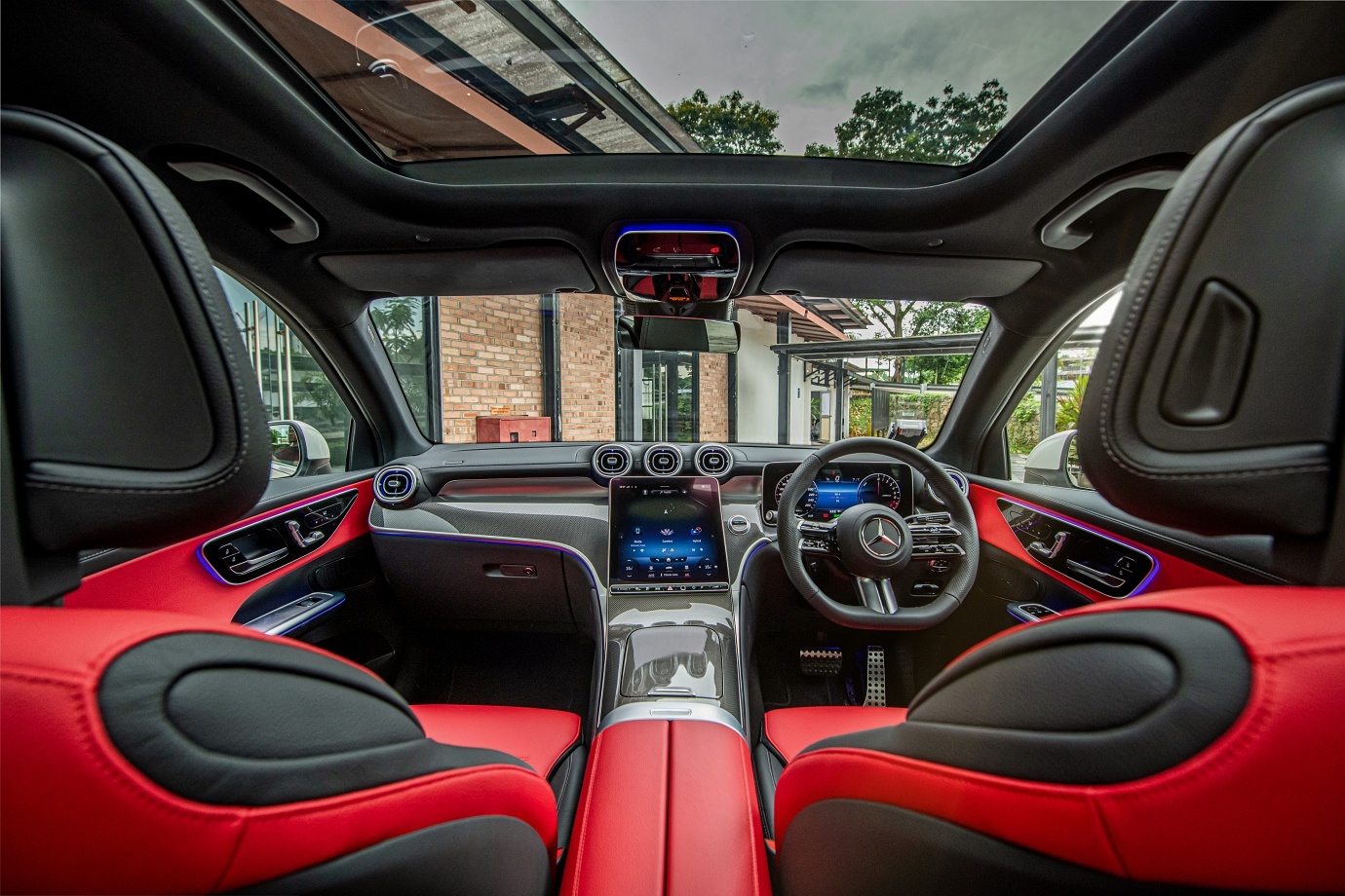 mercedes,  benz,  glc,  glc thế hệ mới,  glc300,  glc200,  gle,  gls,  maybach,  suv,  glc300e,  hybrid,  suv,  xe sang,  audi,  bmw,  singapore ảnh 8 mercedes,  benz,  glc,  glc the he moi,  glc300,  glc200,  gle,  gls,  maybach,  suv,  glc300e,  hybrid,  suv,  xe sang,  audi,  bmw,  singapore anh 8