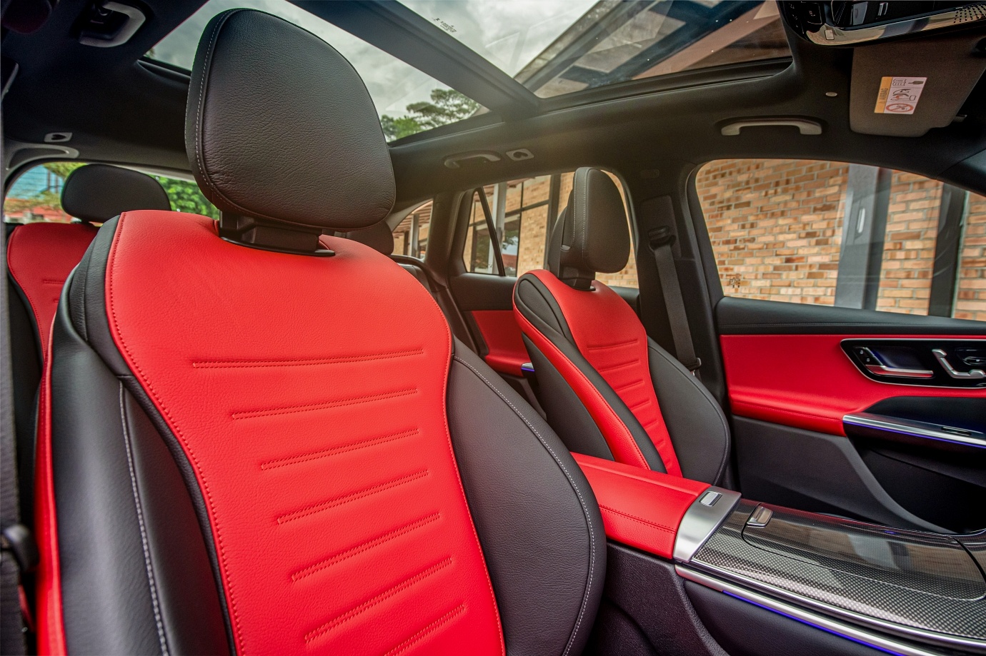 mercedes,  benz,  glc,  glc thế hệ mới,  glc300,  glc200,  gle,  gls,  maybach,  suv,  glc300e,  hybrid,  suv,  xe sang,  audi,  bmw,  singapore ảnh 4 mercedes,  benz,  glc,  glc the he moi,  glc300,  glc200,  gle,  gls,  maybach,  suv,  glc300e,  hybrid,  suv,  xe sang,  audi,  bmw,  singapore anh 4