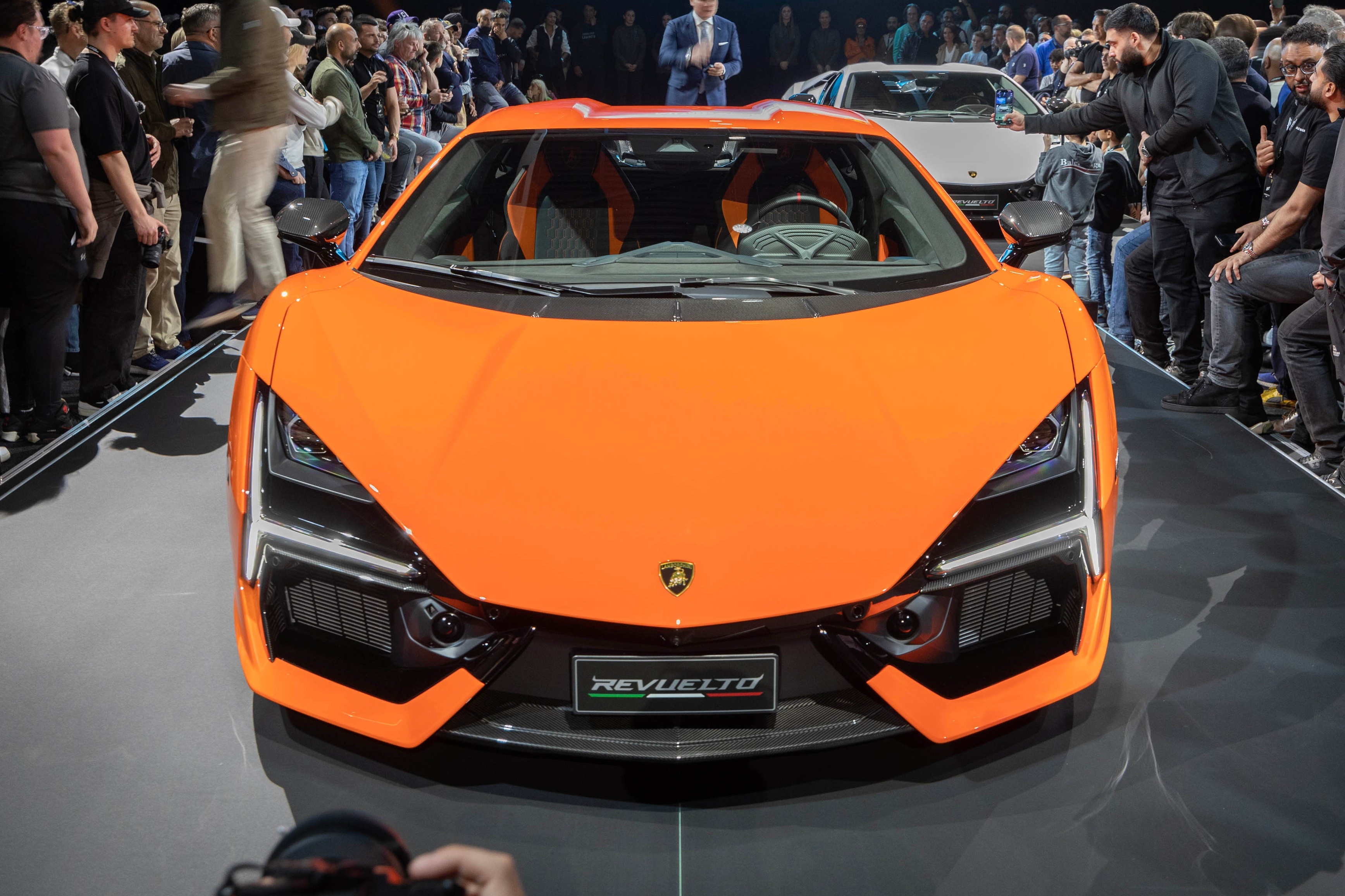 lamborghini,  lamborghini day,  sieu xe,  gallardo,  murcielago,  huracan,  aventador,  revuelto,  miura,  countach,  diablo,  espada,  350 gt,  400 gt,  lm002,  ferrari,  mclaren,  aston martin,  bugatti,  pagani,  koenigsegg,  porsche,  maserati anh 19