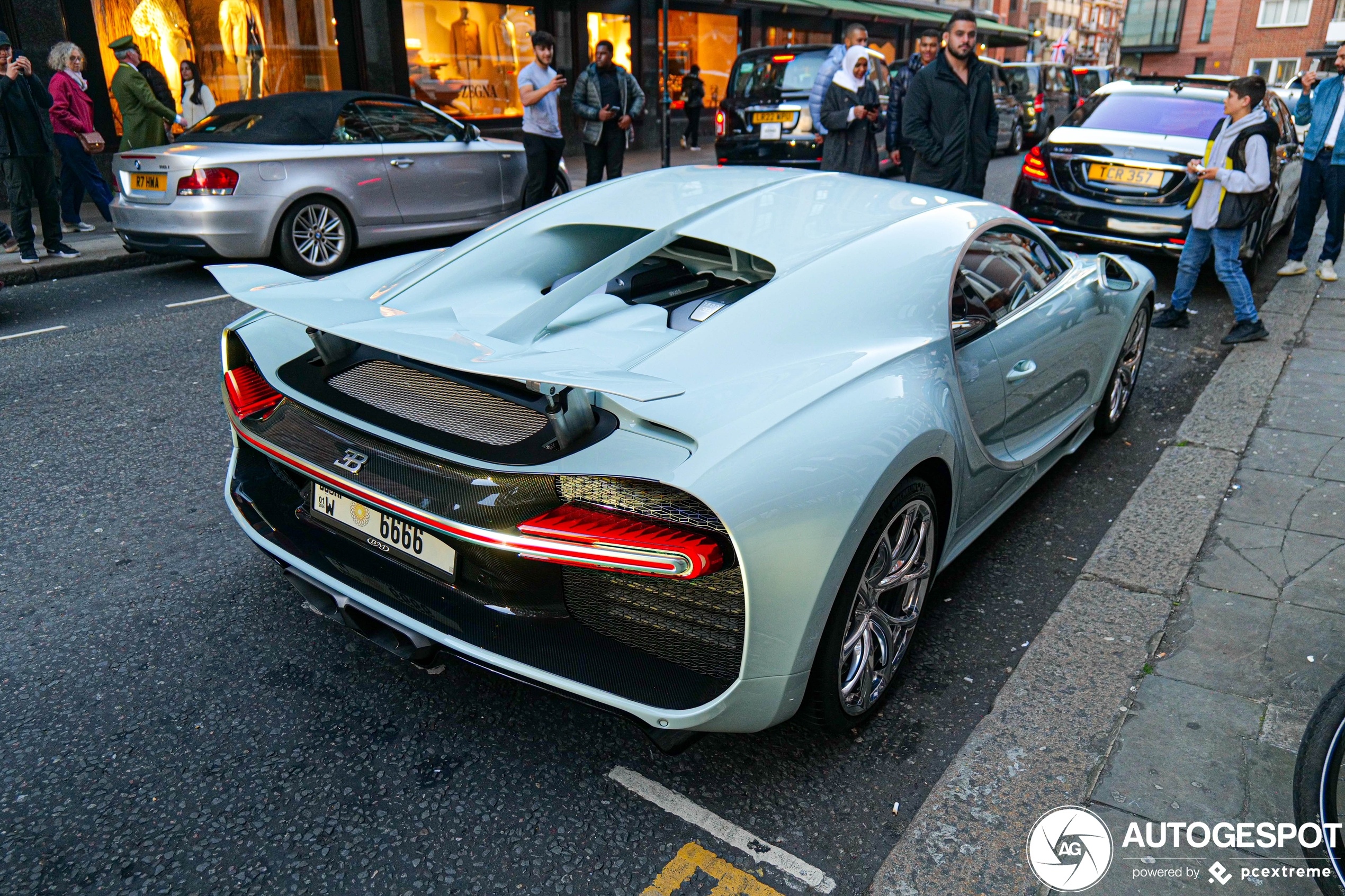 bugatti,  chiron,  bugatti chiron,  chiron Vainqueur de Coeur,  Vainqueur de Coeur,  hypercar,  sieu xe,  supercar,  koenigsegg,  pagani,  lamborghini,  mclaren,  ferrari,  aston martin,  porsche,  maserati anh 8