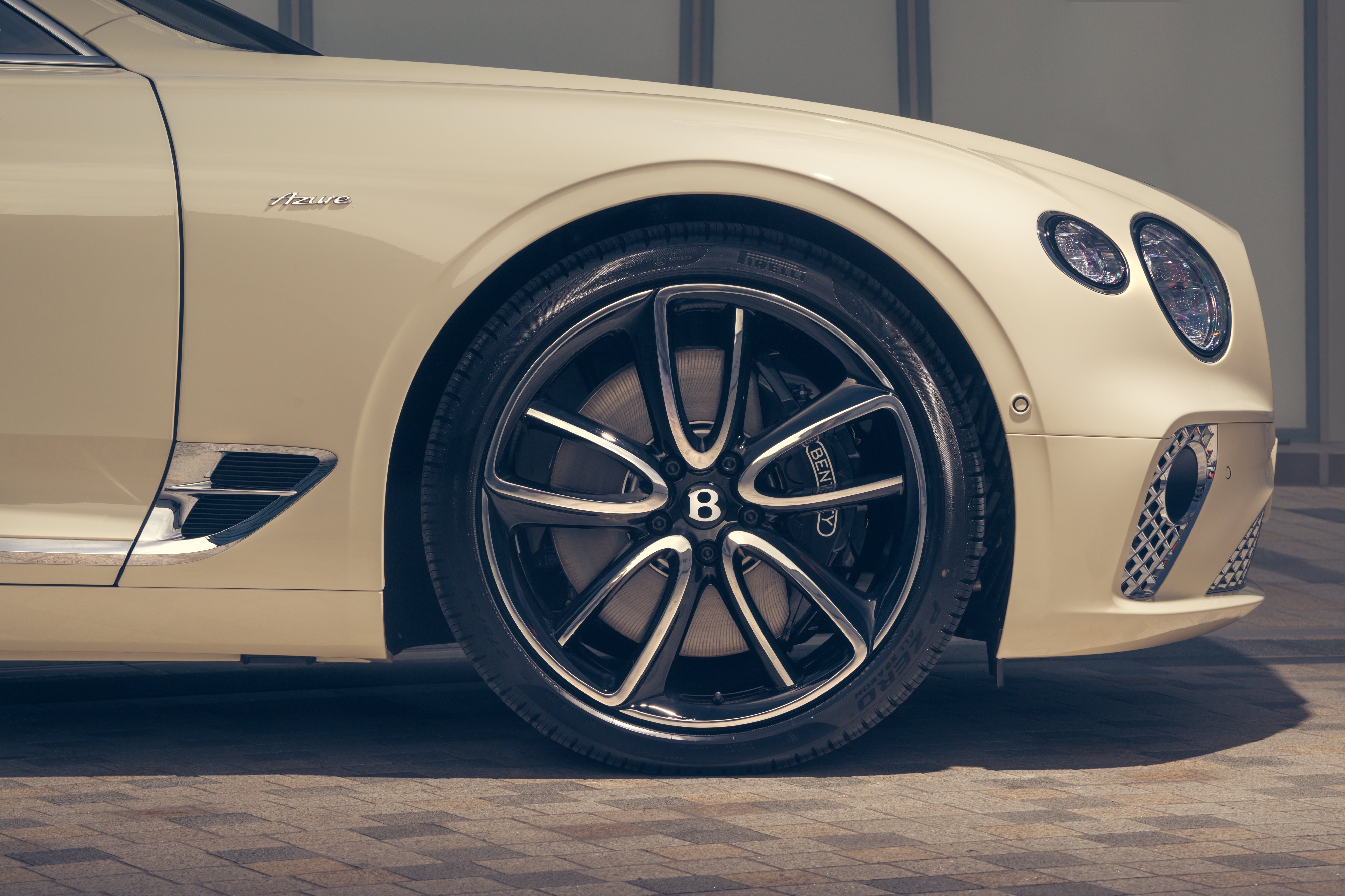 bentley continental gt azure,  bentley,  continental gt azure,  bentley continental gt,  azure,  bentley continental,  siêu sang,  gt,  sedan,  grand tourer,  rolls-royce,  lamborghini,  mclaren,  ferrari,  porsche,  maserati ảnh 4 bentley continental gt azure,  bentley,  continental gt azure,  bentley continental gt,  azure,  bentley continental,  sieu sang,  gt,  sedan,  grand tourer,  rolls-royce,  lamborghini,  mclaren,  ferrari,  porsche,  maserati anh 4