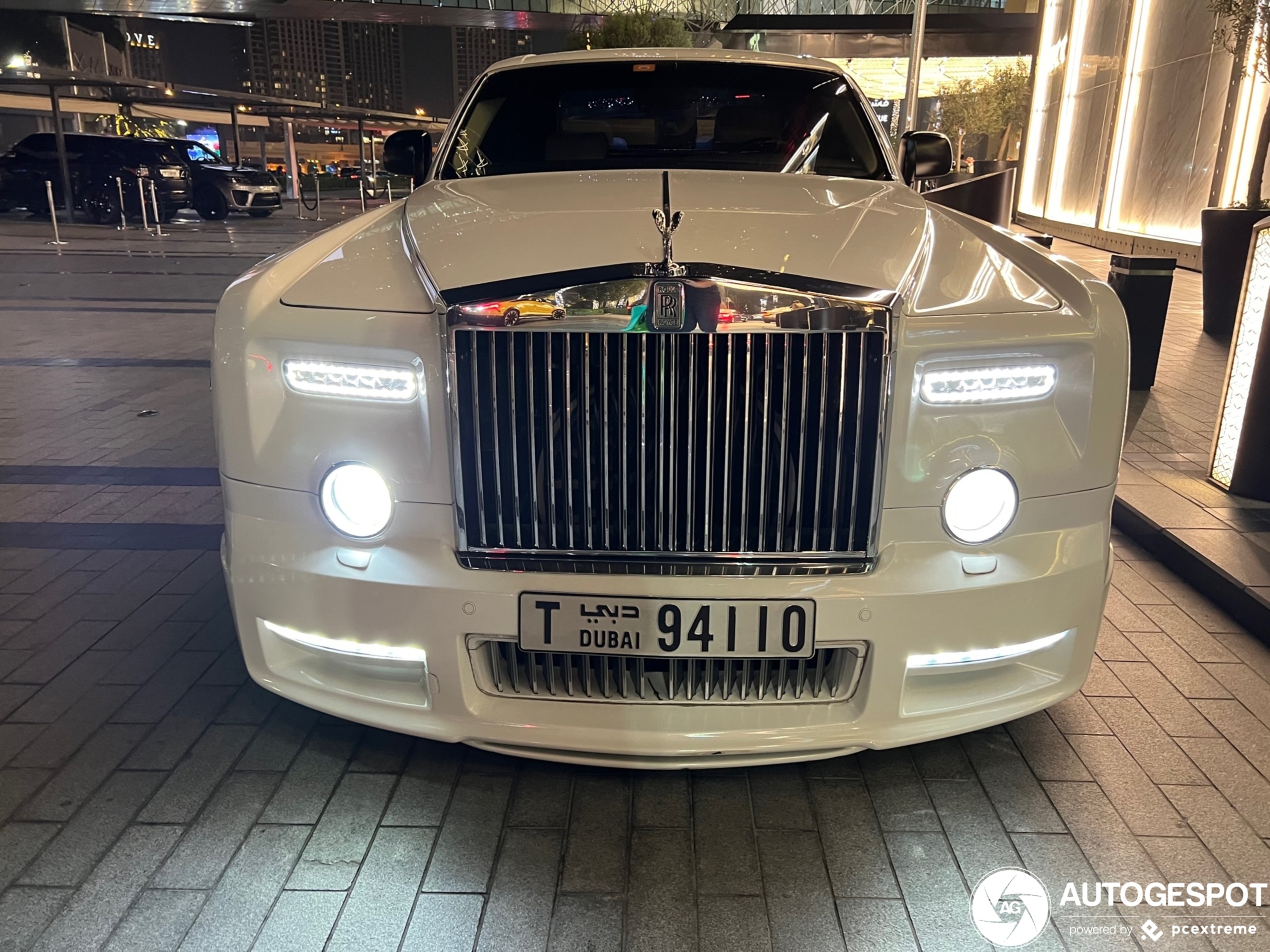 rolls-royce,  phantom,  rolls-royce phantom,  phantom limo,  phantom limousine,  mansory,  conquistador,  mansory conquistador,  phantom mansory,  phantom mansory conquistador,  xe do,  sieu xe,  xe sieu sang,  bentley,  dubai,  uae anh 4