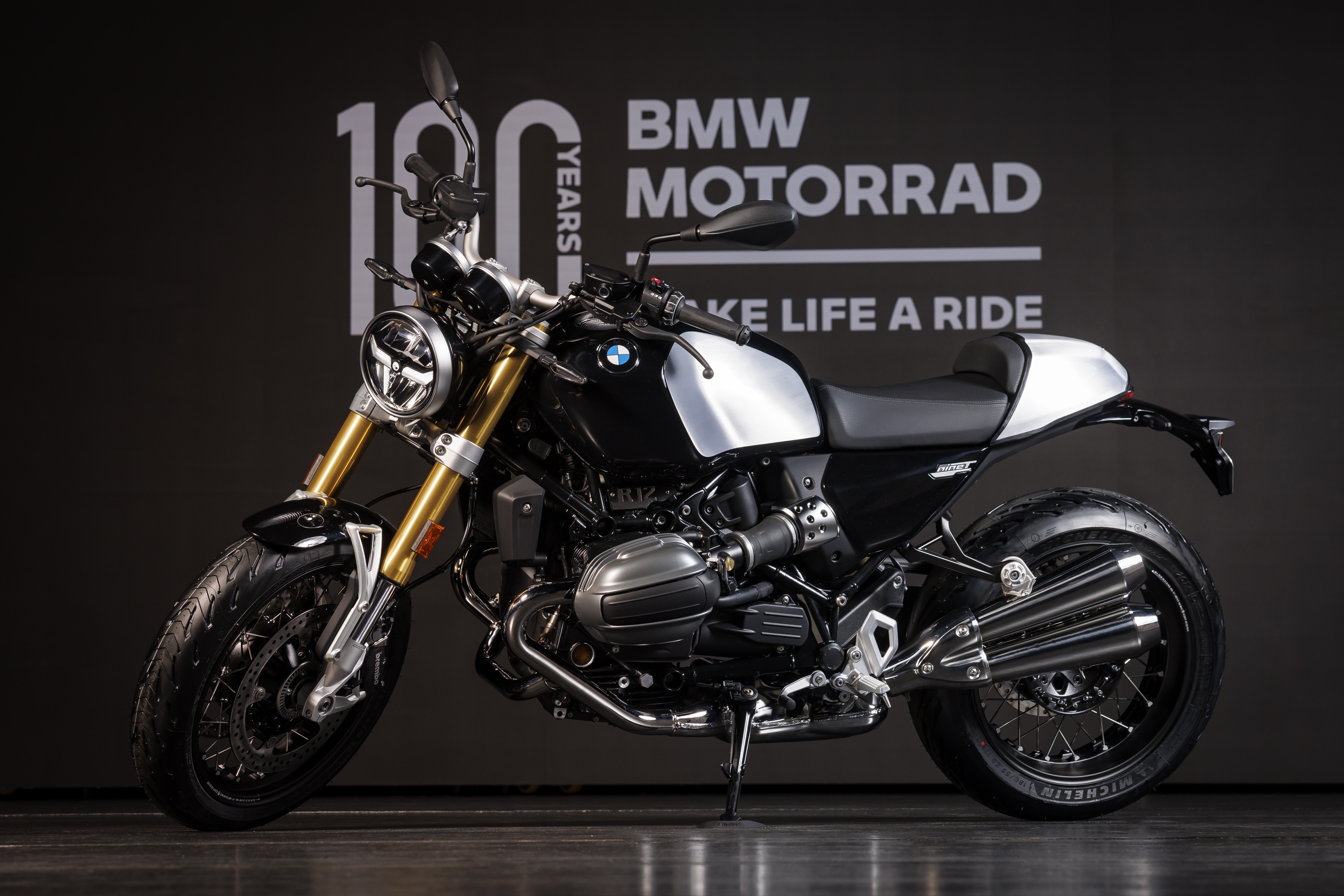 bmw,  bmw motorrad,  motorrad,  r ninet,  r 12,  r12,  r 12 ninet,  roadster,  moto,  phan khoi lon,  naked,  boxer,  r18,  r 18,  bmw r 18,  bmw r18,  bmw r ninet anh 1