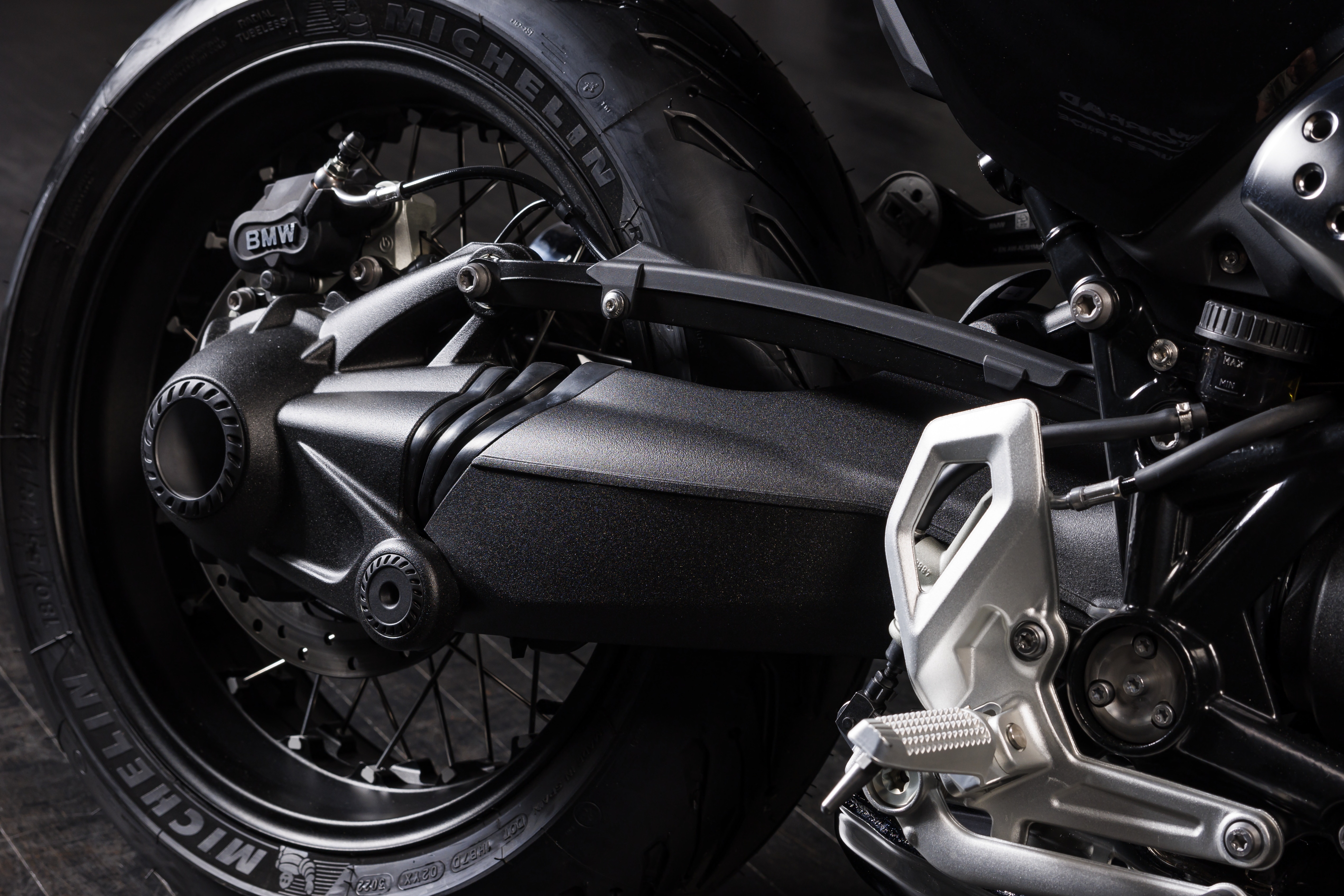 bmw,  bmw motorrad,  motorrad,  r ninet,  r 12,  r12,  r 12 ninet,  roadster,  moto,  phan khoi lon,  naked,  boxer,  r18,  r 18,  bmw r 18,  bmw r18,  bmw r ninet anh 6