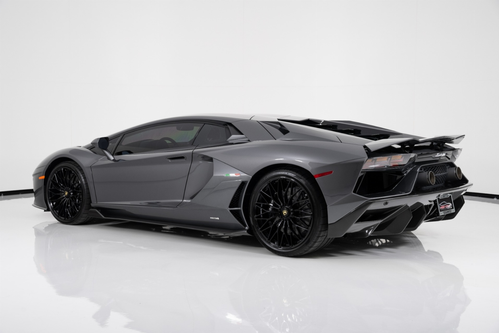 lamborghini,  aventador,  ultimae,  aventador ultimae,  lamborghini aventador,  lamborghini aventador ultimae,  revuelto,  lamborghini revuelto,  huracan,  urus,  murcielago,  gallardo,  ferrari,  mclaren,  aston martin,  porsche,  maserati,  bugatti,  koenigsegg,  pagani,  siêu xe,  đấu giá,  tai nạn ảnh 6 lamborghini,  aventador,  ultimae,  aventador ultimae,  lamborghini aventador,  lamborghini aventador ultimae,  revuelto,  lamborghini revuelto,  huracan,  urus,  murcielago,  gallardo,  ferrari,  mclaren,  aston martin,  porsche,  maserati,  bugatti,  koenigsegg,  pagani,  sieu xe,  dau gia,  tai nan anh 6
