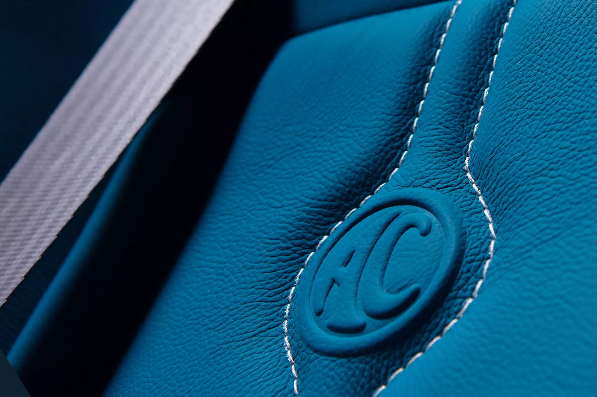 ac,  ac cars,  ac cobra,  cobra gt,  cobra gt roadster,  ac cobra gt,  ac cobra gt roadster,  sieu xe,  xe the thao,  xe dua,  lamborghini,  mclaren,  ferrari,  maserati,  aston martin,  porsche,  bugatti,  koenigsegg,  pagani anh 11