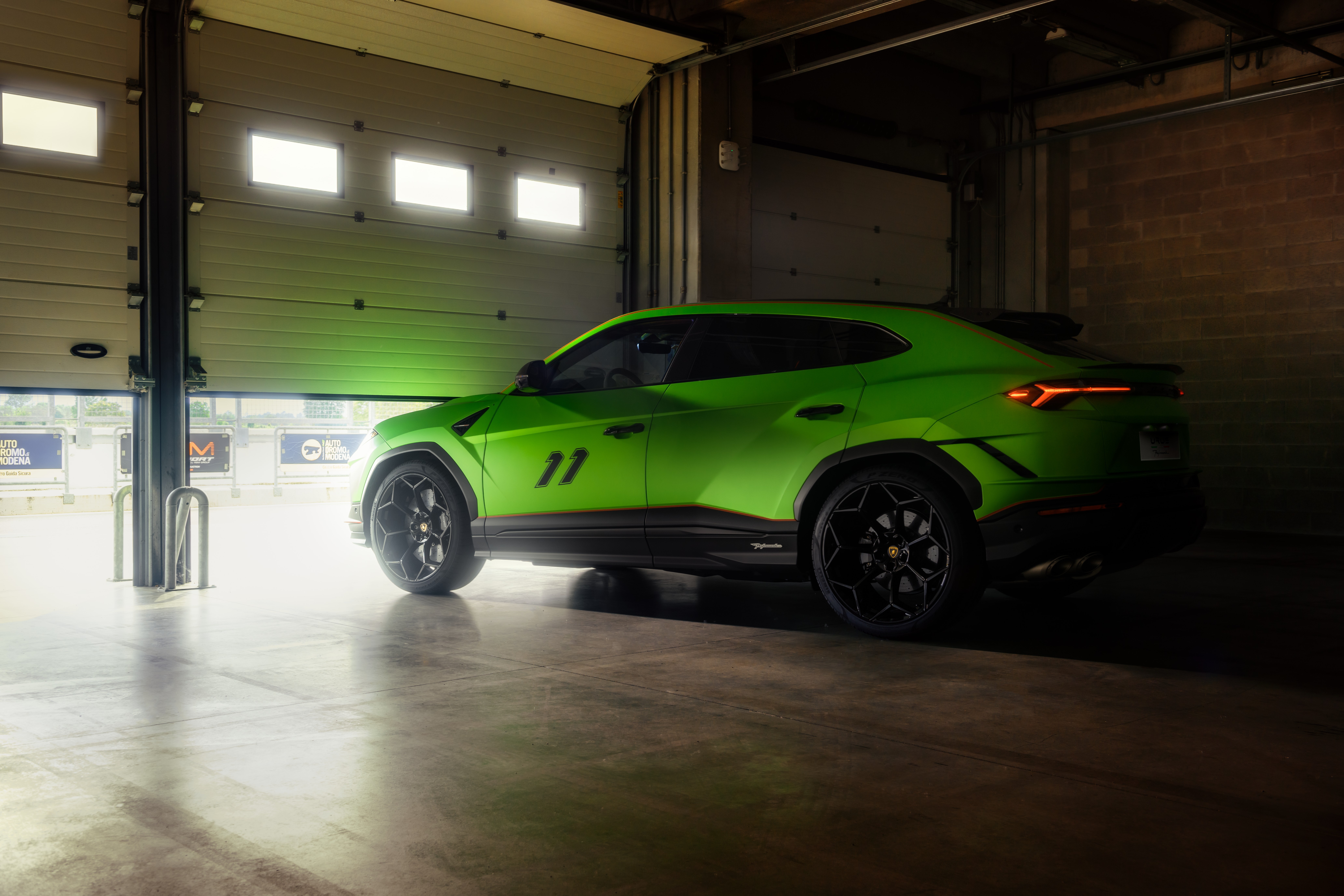 lamborghini,  urus,  urus performante,  lamborghini urus,  lamborghini urus performante,  suv,  siêu xe,  siêu suv,  hiệu suất cao,  scv12,  essenza,  essenza scv12,  urus performante essenza scv12,  ad personam,  ferrari,  mclaren,  porsche,  maserati,  aston martin,  bugatti,  pagani,  koenigsegg ảnh 12 lamborghini,  urus,  urus performante,  lamborghini urus,  lamborghini urus performante,  suv,  sieu xe,  sieu suv,  hieu suat cao,  scv12,  essenza,  essenza scv12,  urus performante essenza scv12,  ad personam,  ferrari,  mclaren,  porsche,  maserati,  aston martin,  bugatti,  pagani,  koenigsegg anh 12