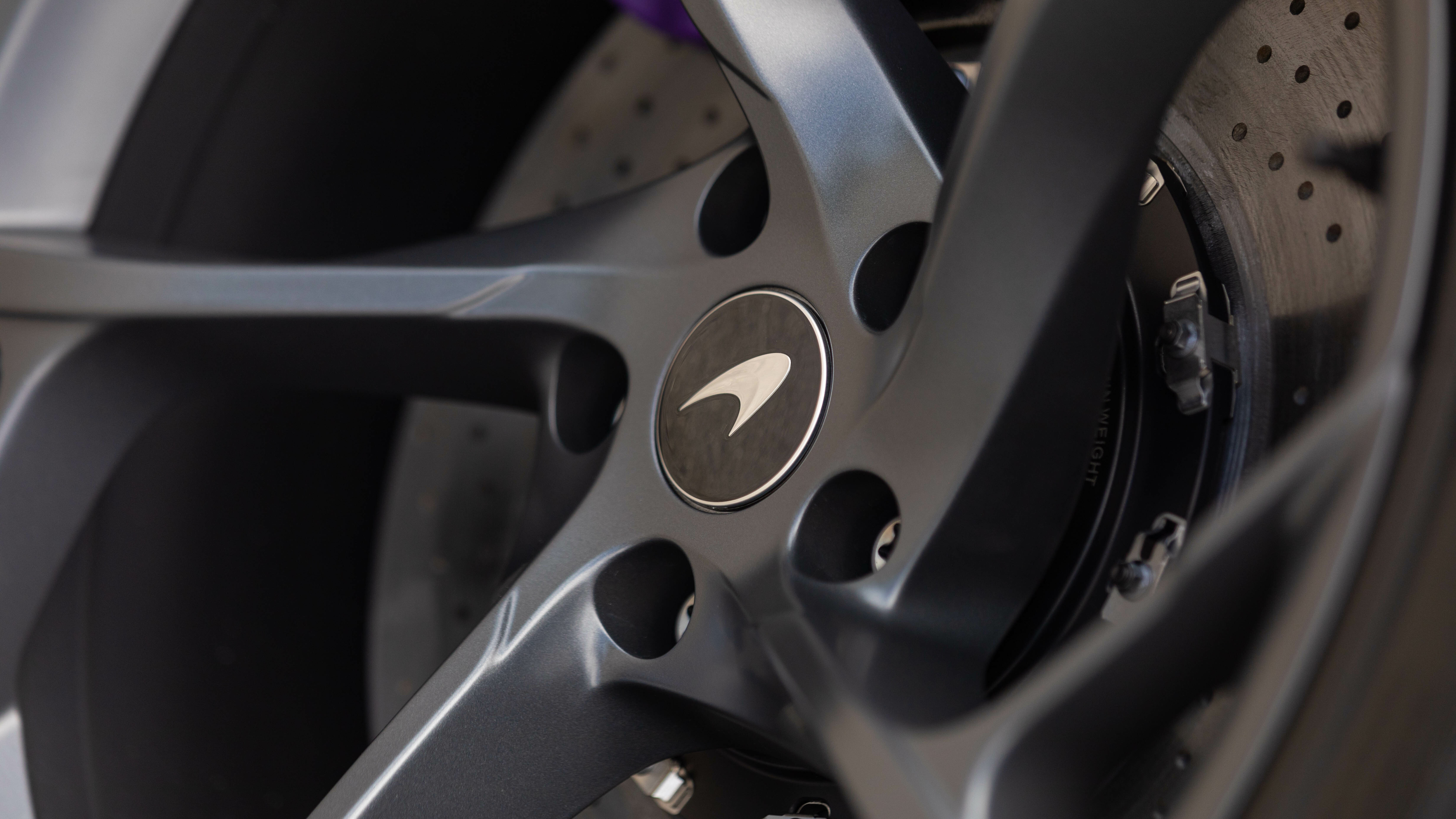 mclaren,  elva,  speedster,  mclaren elva,  artura,  mclaren gt,  senna,  speedtail,  720s,  750s,  765lt,  sieu xe,  lamborghini,  ferrari,  aston martin,  bugatti,  koenigsegg,  pagani,  porsche,  maserati,  dau gia,  mecum anh 10