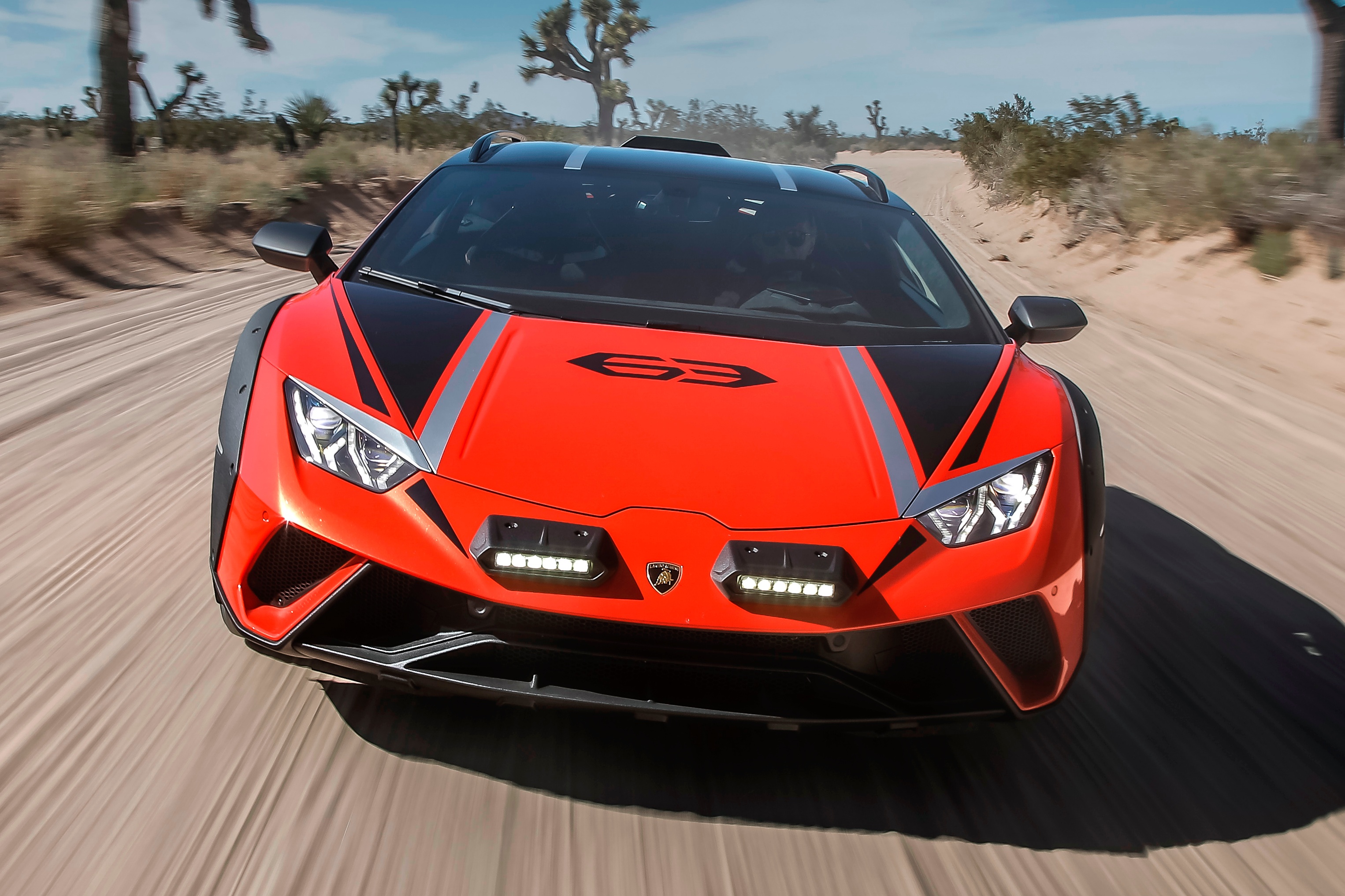 lamborghini,  huracan,  sterrato,  huracan sterrato,  aventador,  revuelto,  urus,  gallardo,  murcielago,  sieu xe,  dia hinh,  off-road,  offroad,  ferrari,  mclaren,  aston martin,  porsche,  maserati,  bugatti,  pagani,  koenigsegg anh 9