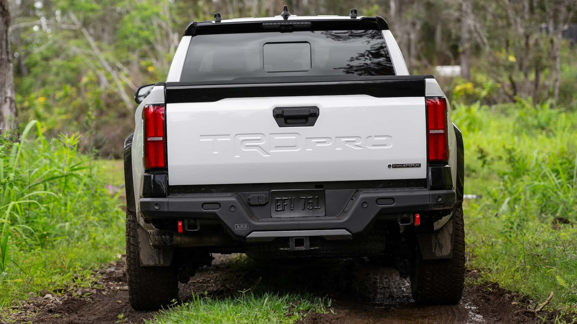 toyota,  tacoma,  toyota tacoma,  trd,  tacoma trd pro,  ban tai,  pickup,  pick-up,  hieu nang cao,  hieu suat cao,  ford,  ranger,  raptor,  ranger raptor,  chevrolet colorado,  zr2,  colorado zr2 anh 7