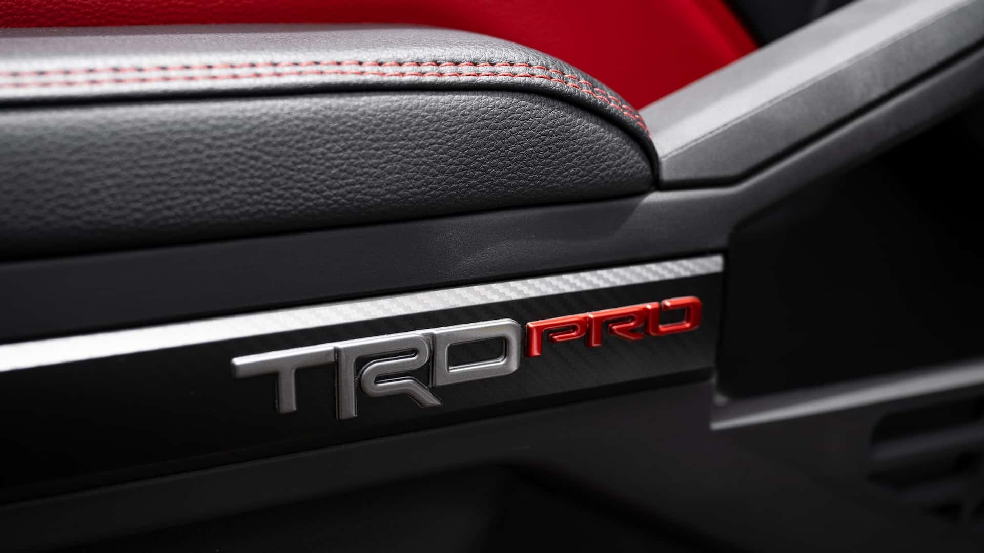 toyota,  tacoma,  toyota tacoma,  trd,  tacoma trd pro,  ban tai,  pickup,  pick-up,  hieu nang cao,  hieu suat cao,  ford,  ranger,  raptor,  ranger raptor,  chevrolet colorado,  zr2,  colorado zr2 anh 9