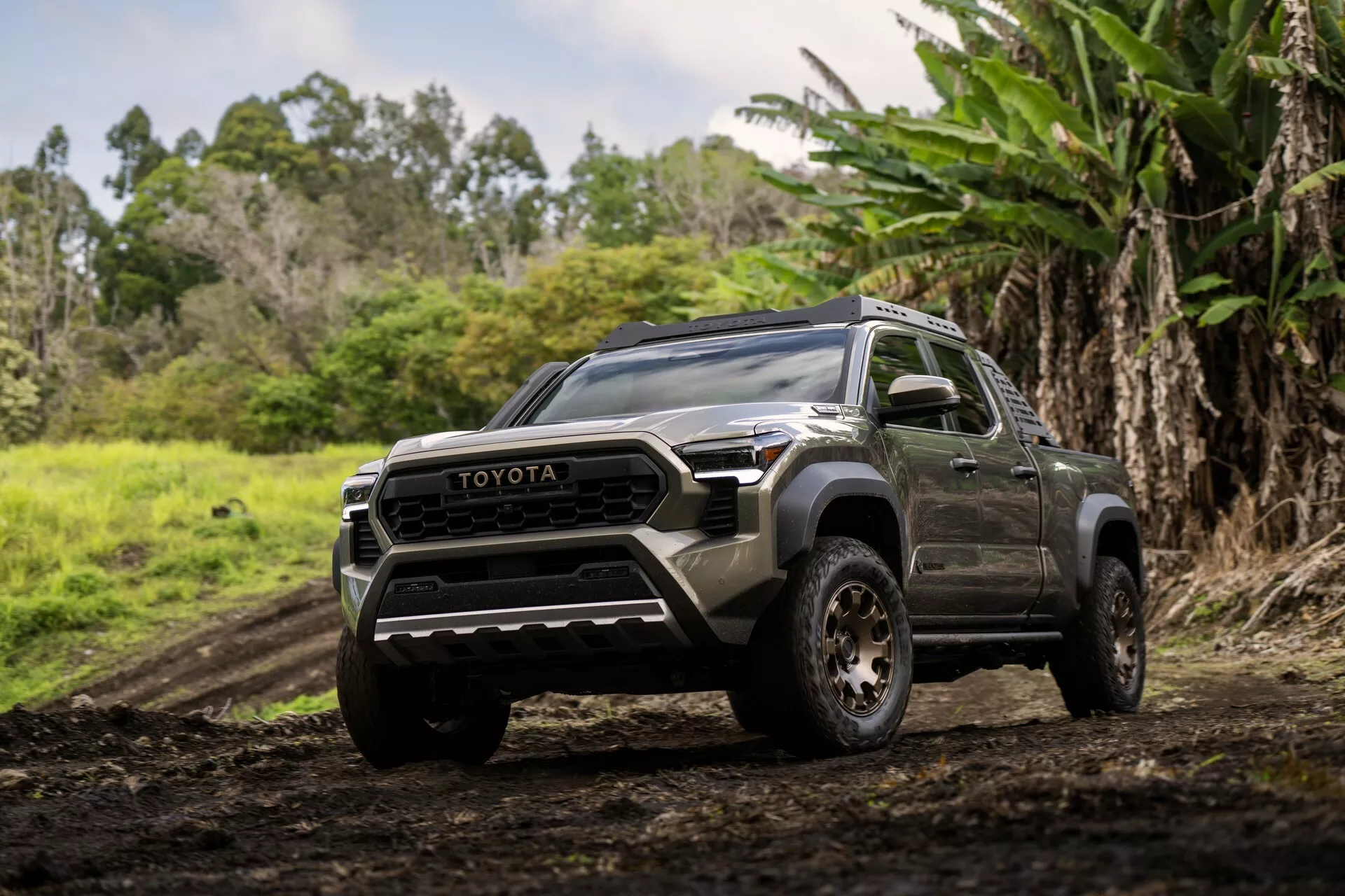 toyota,  tacoma,  toyota tacoma,  tacoma trailhunter,  trailhunter,  toyota tacoma trailhunter,  ban tai,  dia hinh,  xe ban tai,  pick-up,  pickup,  trd,  trd pro,  tacoma trd pro,  ford,  ranger,  mitsubishi,  triton,  toyota hilux anh 1