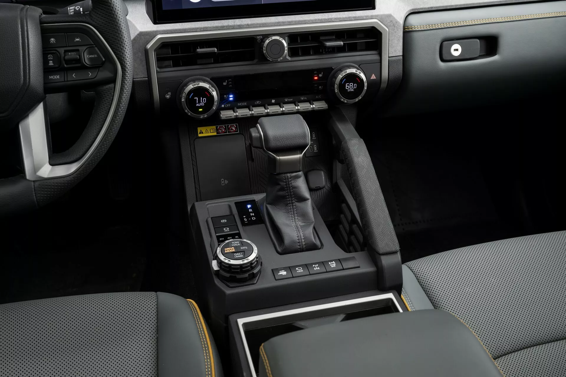 toyota,  tacoma,  toyota tacoma,  tacoma trailhunter,  trailhunter,  toyota tacoma trailhunter,  ban tai,  dia hinh,  xe ban tai,  pick-up,  pickup,  trd,  trd pro,  tacoma trd pro,  ford,  ranger,  mitsubishi,  triton,  toyota hilux anh 22