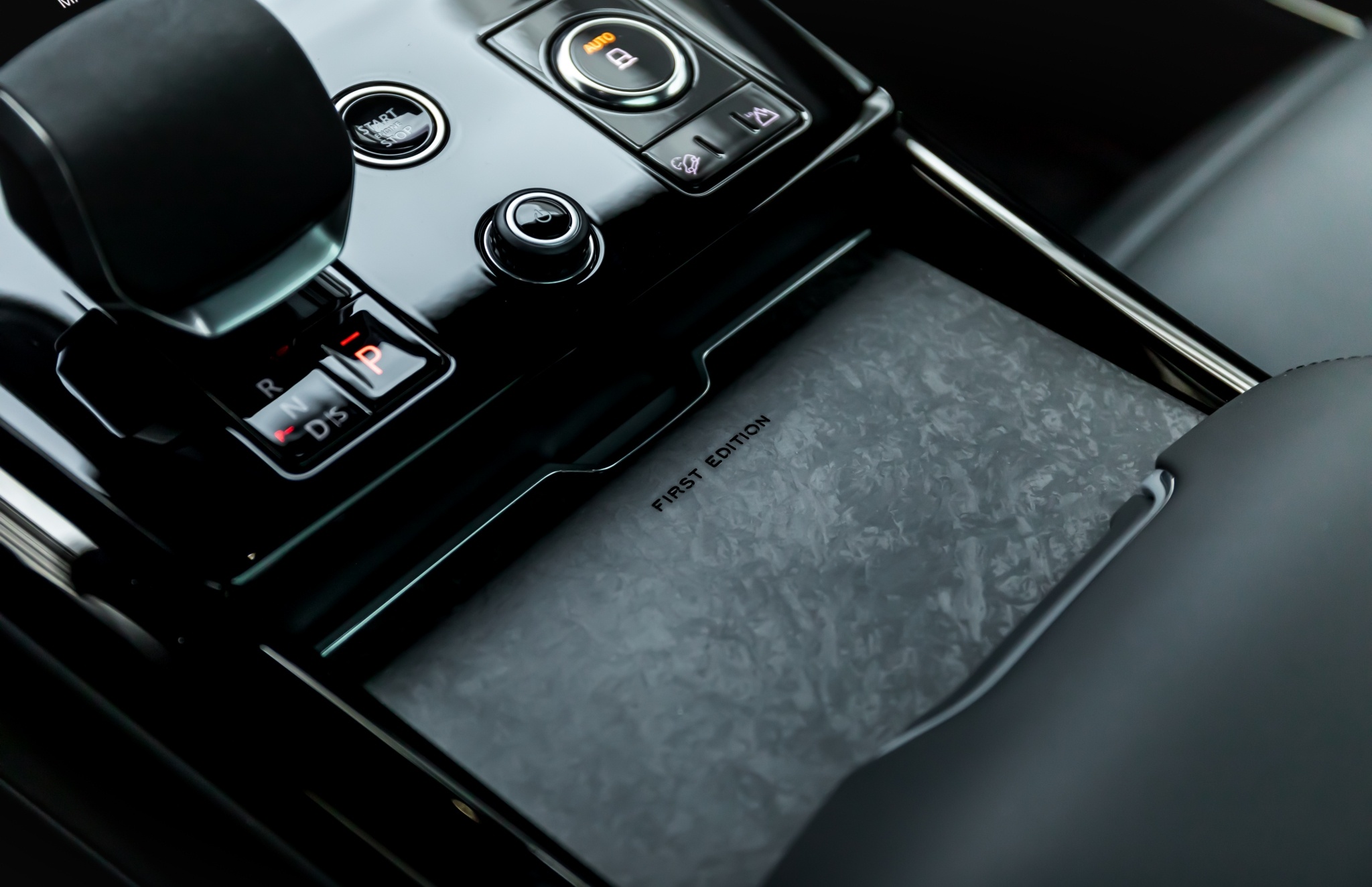 land rover,  range rover,  range rover sport,  suv,  địa hình,  xe địa hình,  off-road,  xe độ,  manhart,  mansory,  novitec,  brabus ảnh 10 land rover,  range rover,  range rover sport,  suv,  dia hinh,  xe dia hinh,  off-road,  xe do,  manhart,  mansory,  novitec,  brabus anh 10