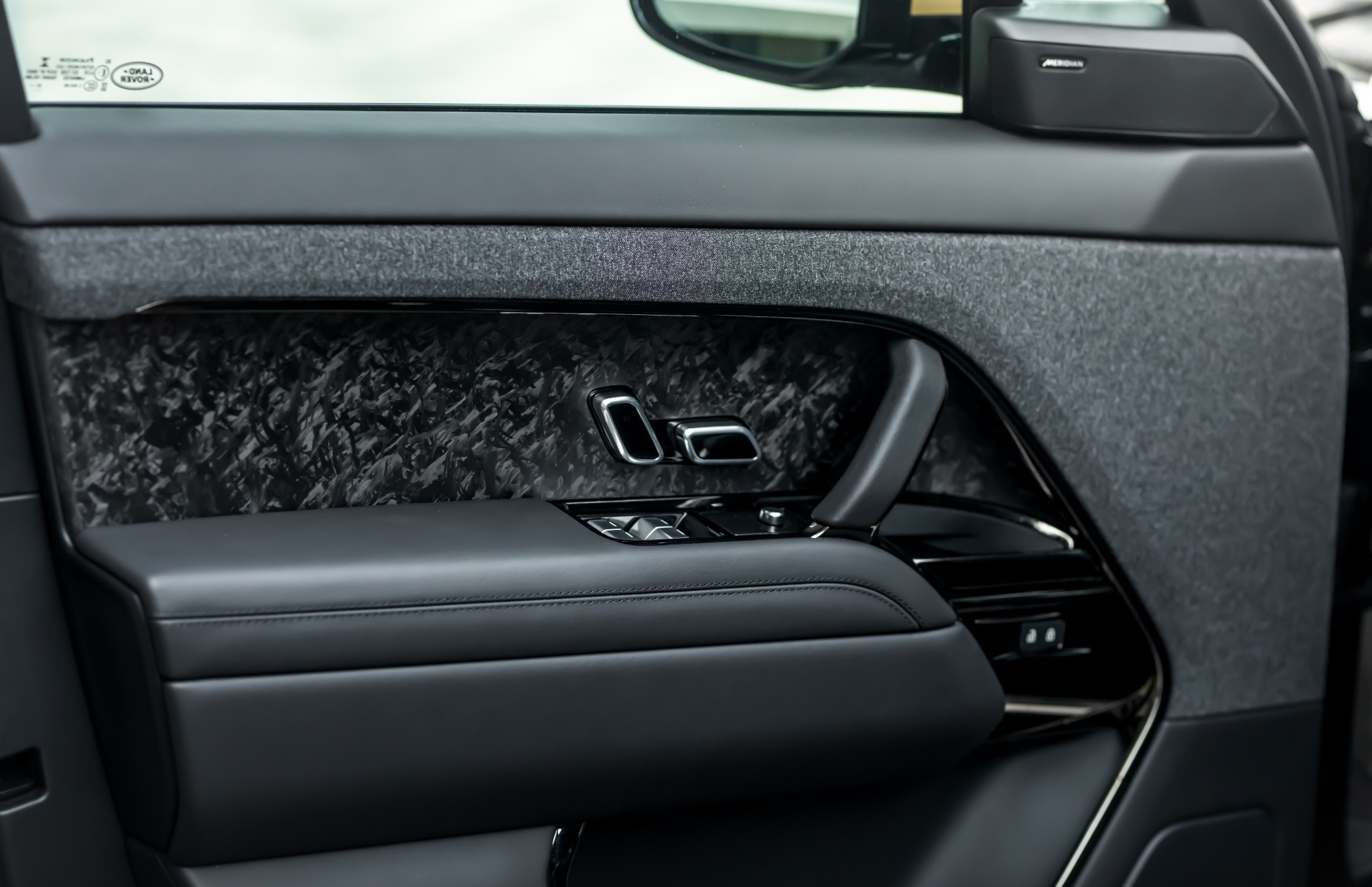 land rover,  range rover,  range rover sport,  suv,  địa hình,  xe địa hình,  off-road,  xe độ,  manhart,  mansory,  novitec,  brabus ảnh 11 land rover,  range rover,  range rover sport,  suv,  dia hinh,  xe dia hinh,  off-road,  xe do,  manhart,  mansory,  novitec,  brabus anh 11