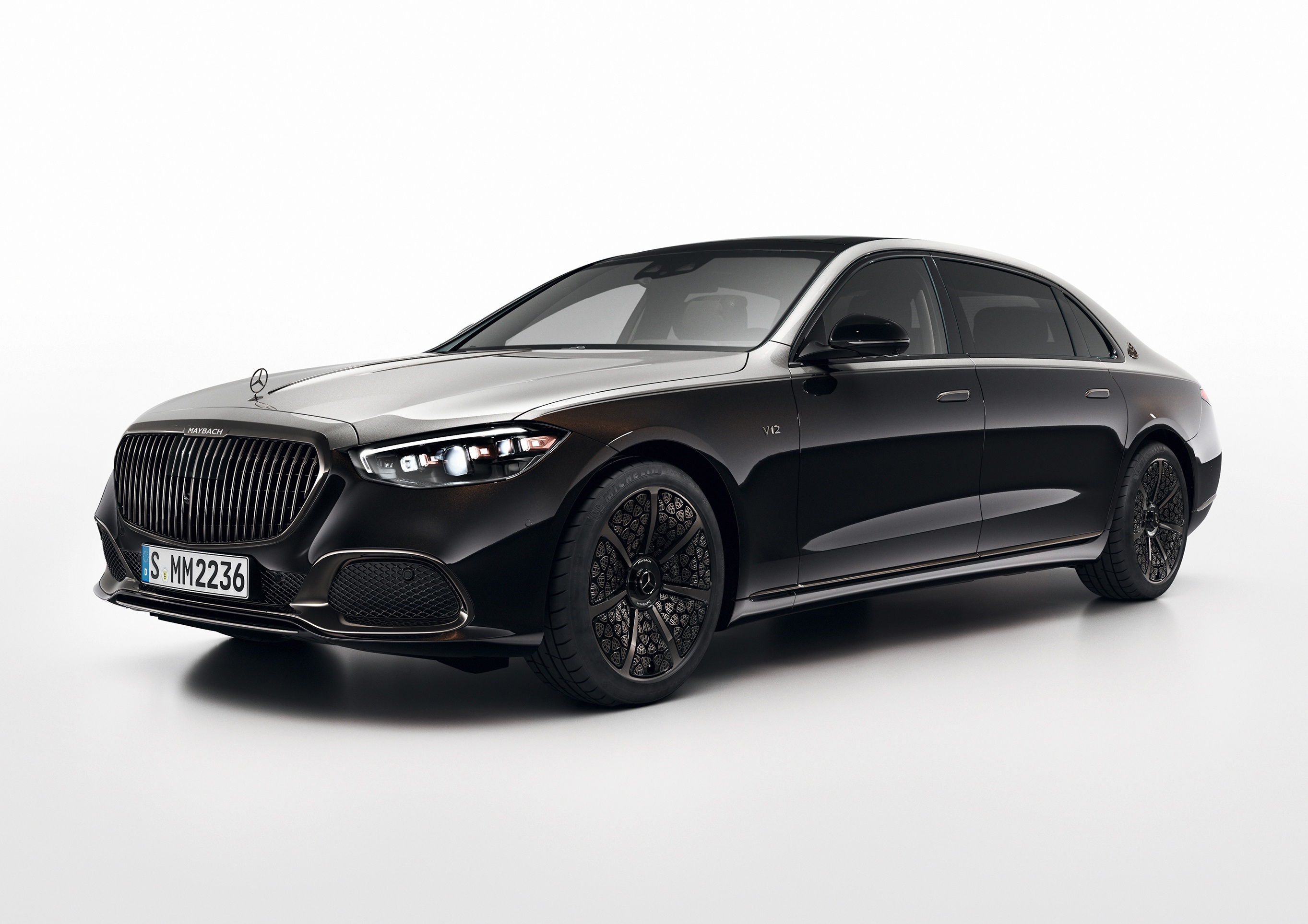 maybach,  mercedes,  benz,  amg,  mercedes-maybach,  s-class,  gls,  eqs,  eqs suv,  night series,  black series,  maybach night series,  sieu sang,  suv,  sedan,  rolls-royce,  bentley,  black badge anh 7