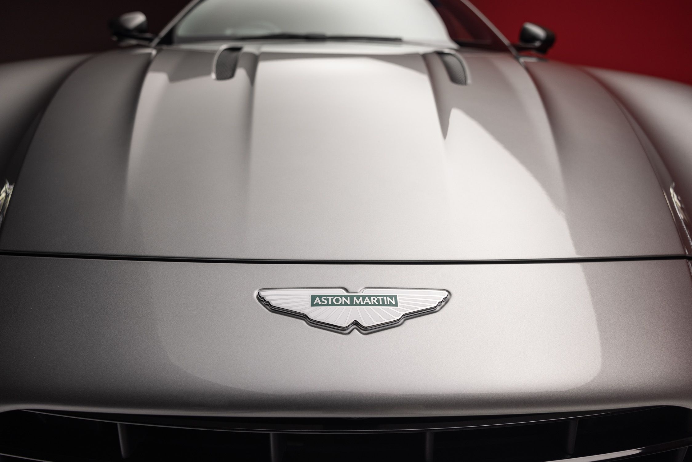 aston martin,  db12,  aston martin db12,  db11,  sieu xe,  supercar,  hypercar,  grand tourer,  grand touring,  gt,  lamborghini,  mclaren,  ferrari,  porsche,  maserati,  bugatti,  pagani,  koenigsegg anh 19