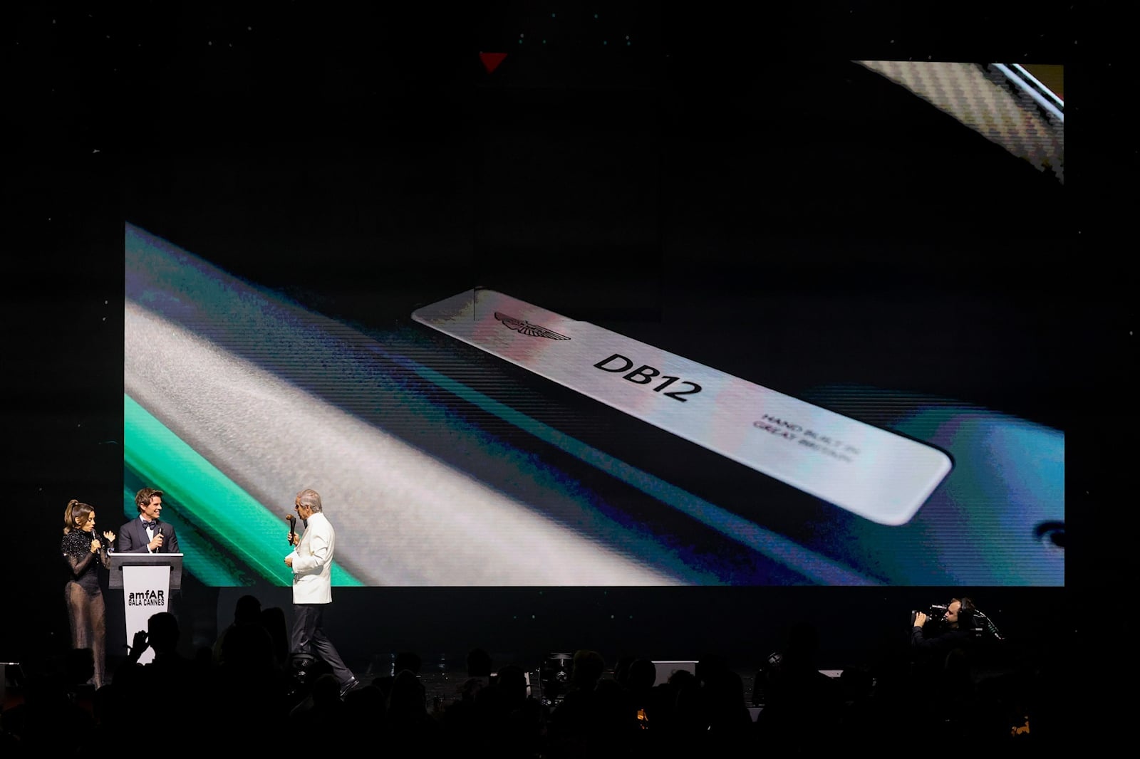 aston,  martin,  aston martin,  db12,  db11,  aston martin db12,  aston martin db11,  dbs,  vantage,  sieu xe,  gt,  grand tourer,  grand touring,  sieu gt,  lamborghini,  ferrari,  mclaren,  maserati,  porsche,  bugatti,  pagani,  koenigsegg anh 3