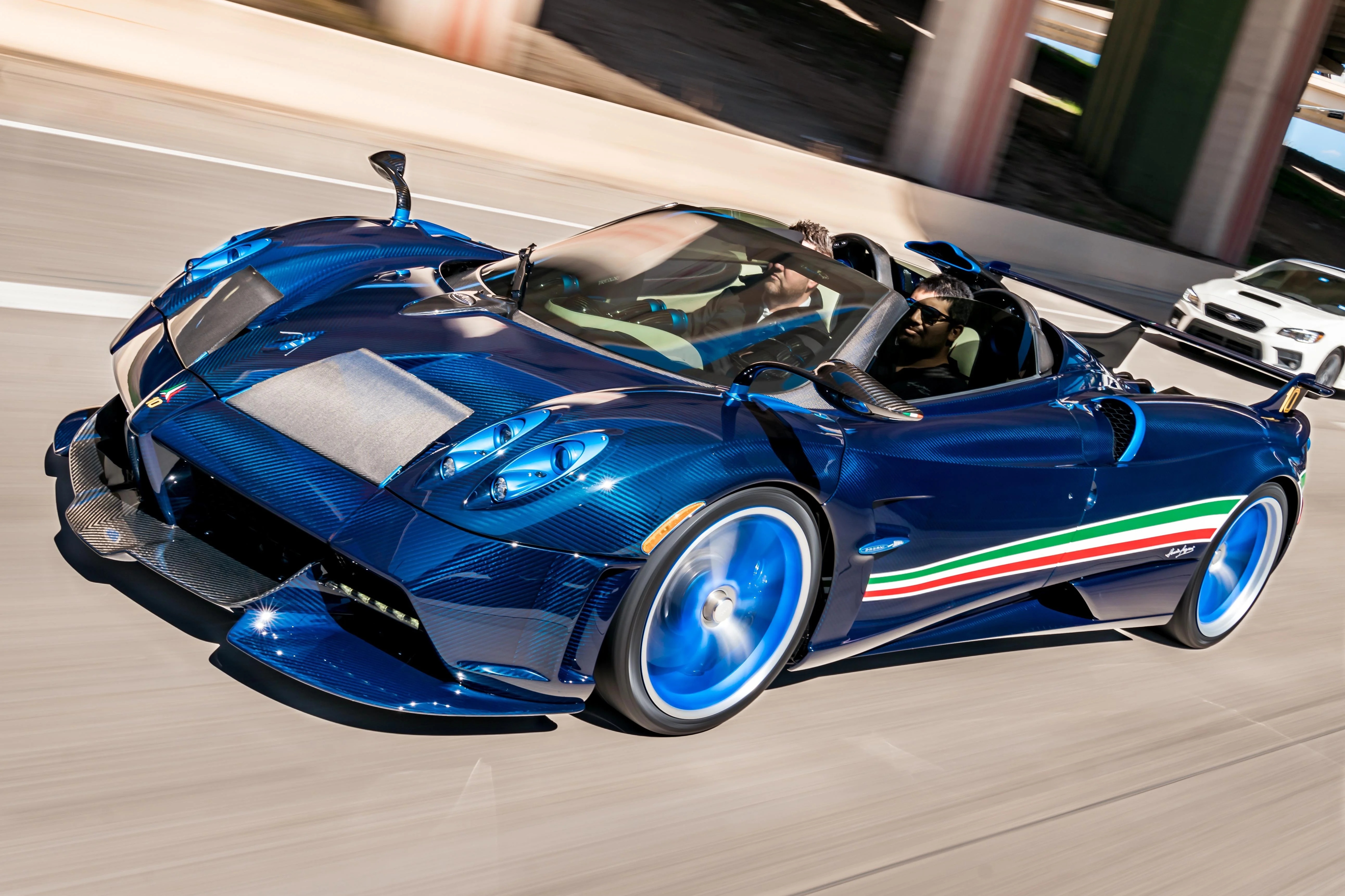 Can canh Pagani Huayra Tricolore xuat hien trong Fast X hinh anh