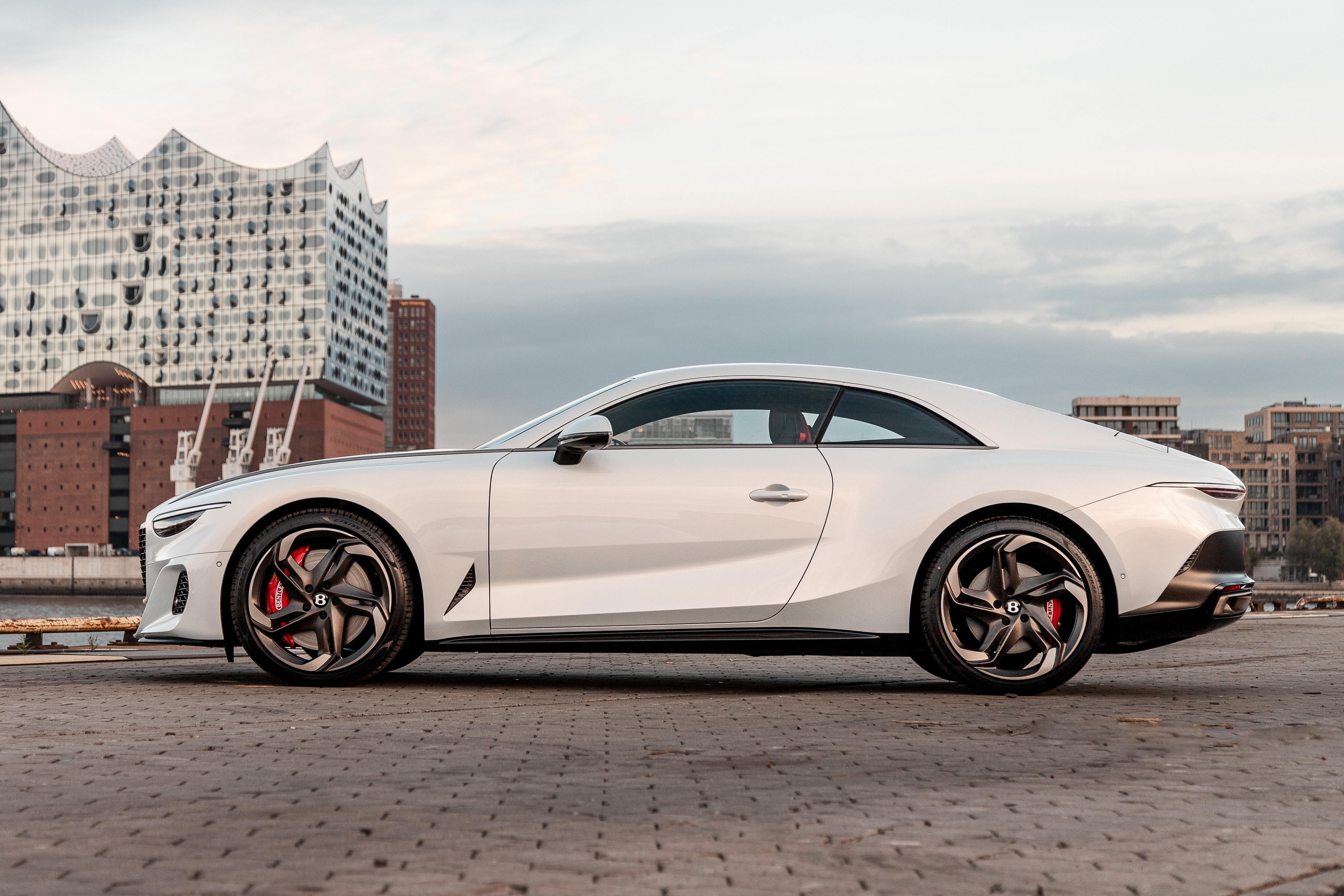 bentley,  batur,  mulliner,  continental gt,  bentley batur,  bacalar,  bentley bacalar,  coachbuild,  hang thua,  sieu sang,  grand tourer,  grand touring,  gt,  rolls-royce,  spectre,  wraith,  phantom,  ghost anh 11