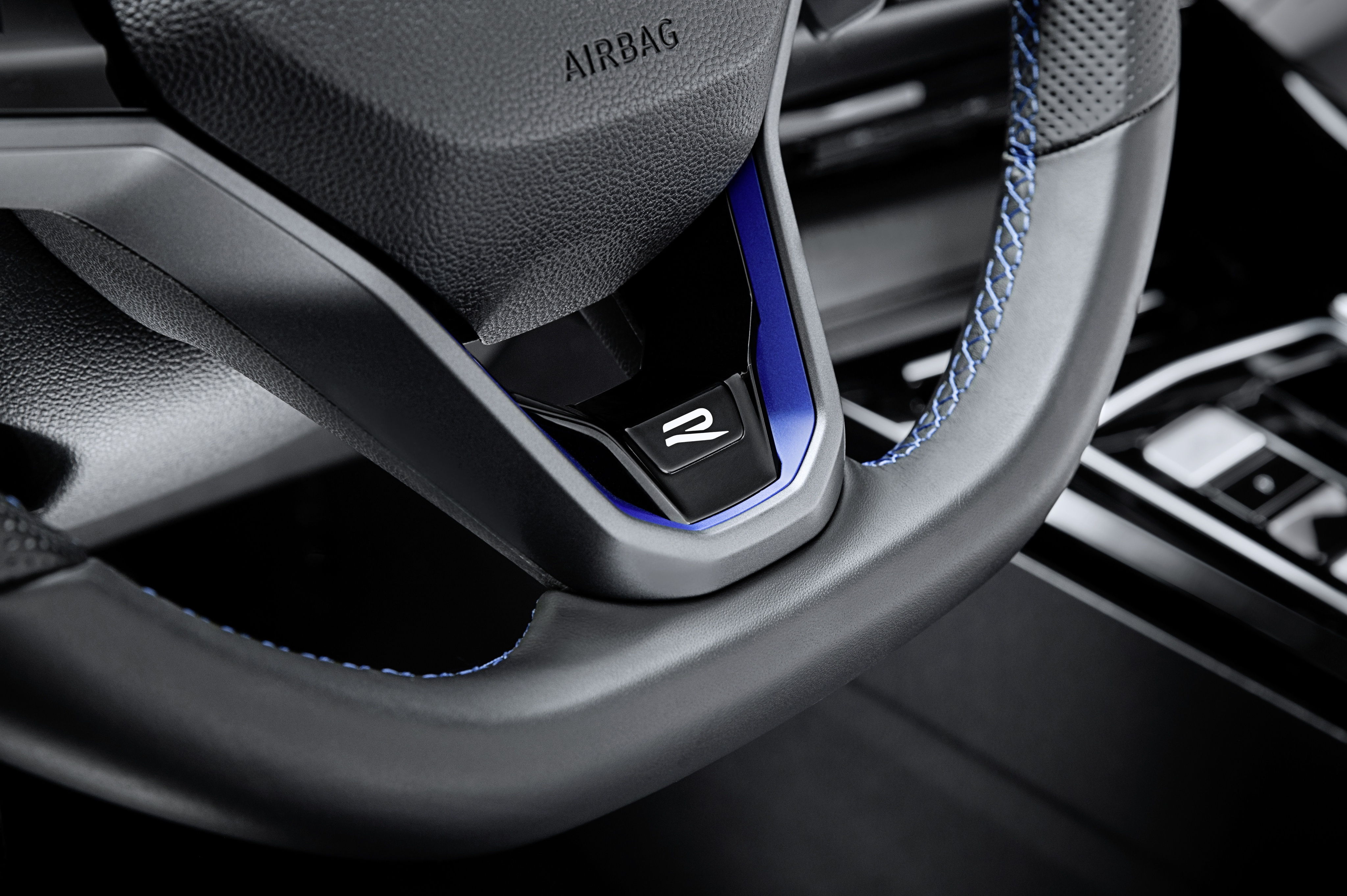 volkswagen,  golf,  golf r,  volkswagen golf,  volkswagen golf r,  golf r 333,  volkswagen golf r 333,  hatchback,  xe the thao,  hieu suat cao,  hieu nang cao,  civic,  civic type r,  honda,  honda civic,  honda civic type r anh 12