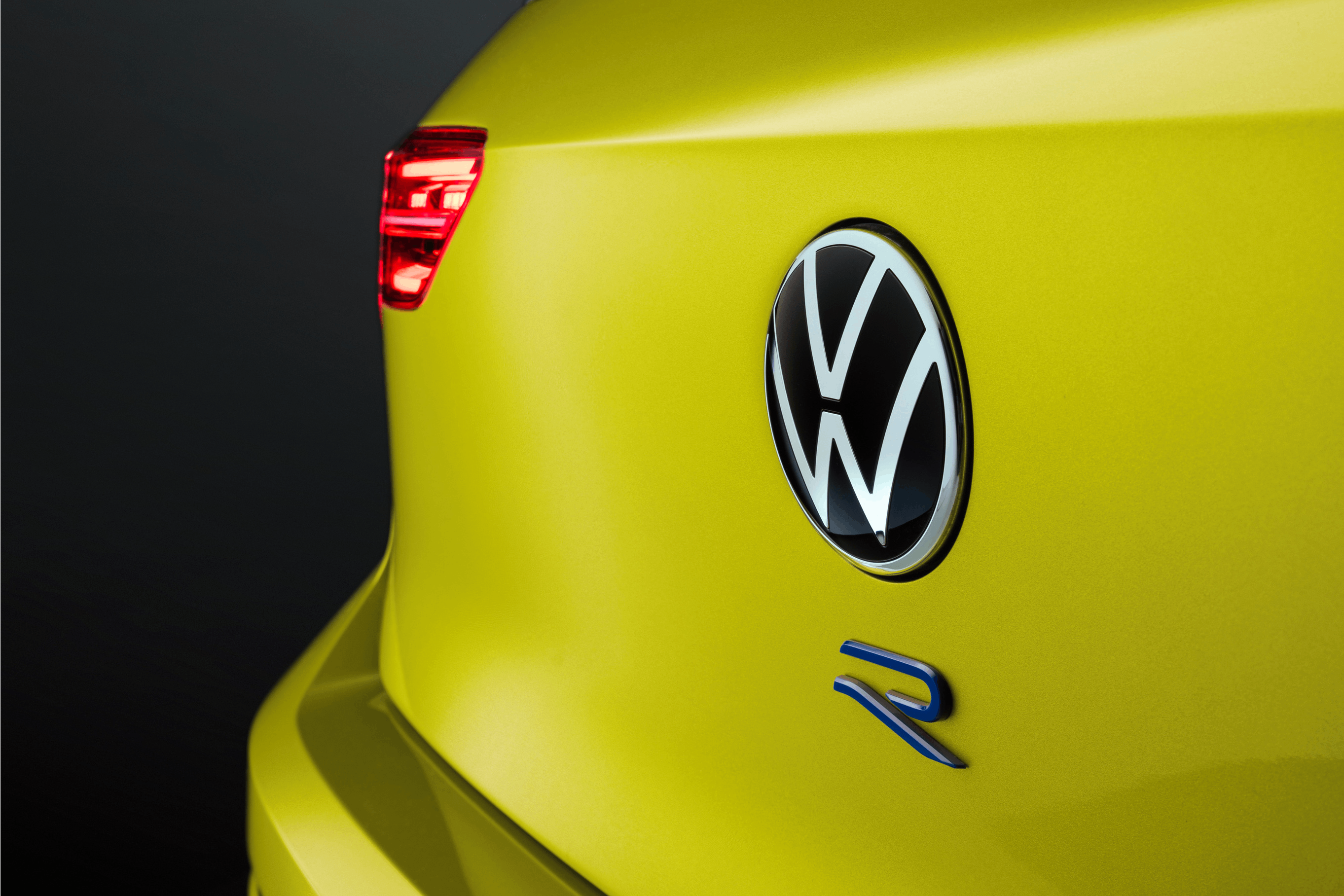 volkswagen,  golf,  golf r,  volkswagen golf,  volkswagen golf r,  golf r 333,  volkswagen golf r 333,  hatchback,  xe the thao,  hieu suat cao,  hieu nang cao,  civic,  civic type r,  honda,  honda civic,  honda civic type r anh 10