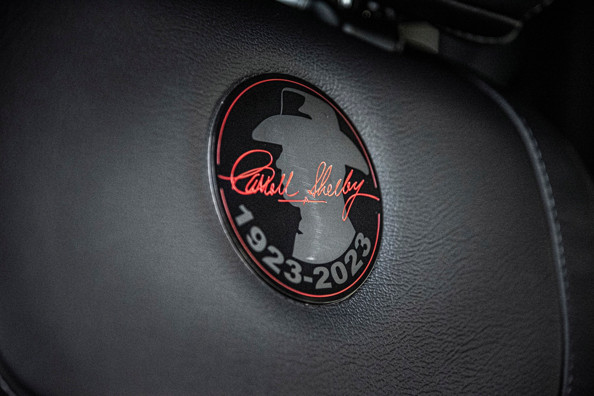 Carroll Shelby,  ford,  shelby,  f-150,  f150,  ban tai,  pick-up,  pickup,  ford f-150,  ford f150,  f-150 shelby,  shelby f-150,  shelby f150,  f150 shelby,  centennial edition,  f-150 centennial,  raptor,  f-150 raptor,  f150 raptor,  raptor r,  f150 raptor r,  fox,  he thong treo fox,  ranger,  ranger raptor anh 15