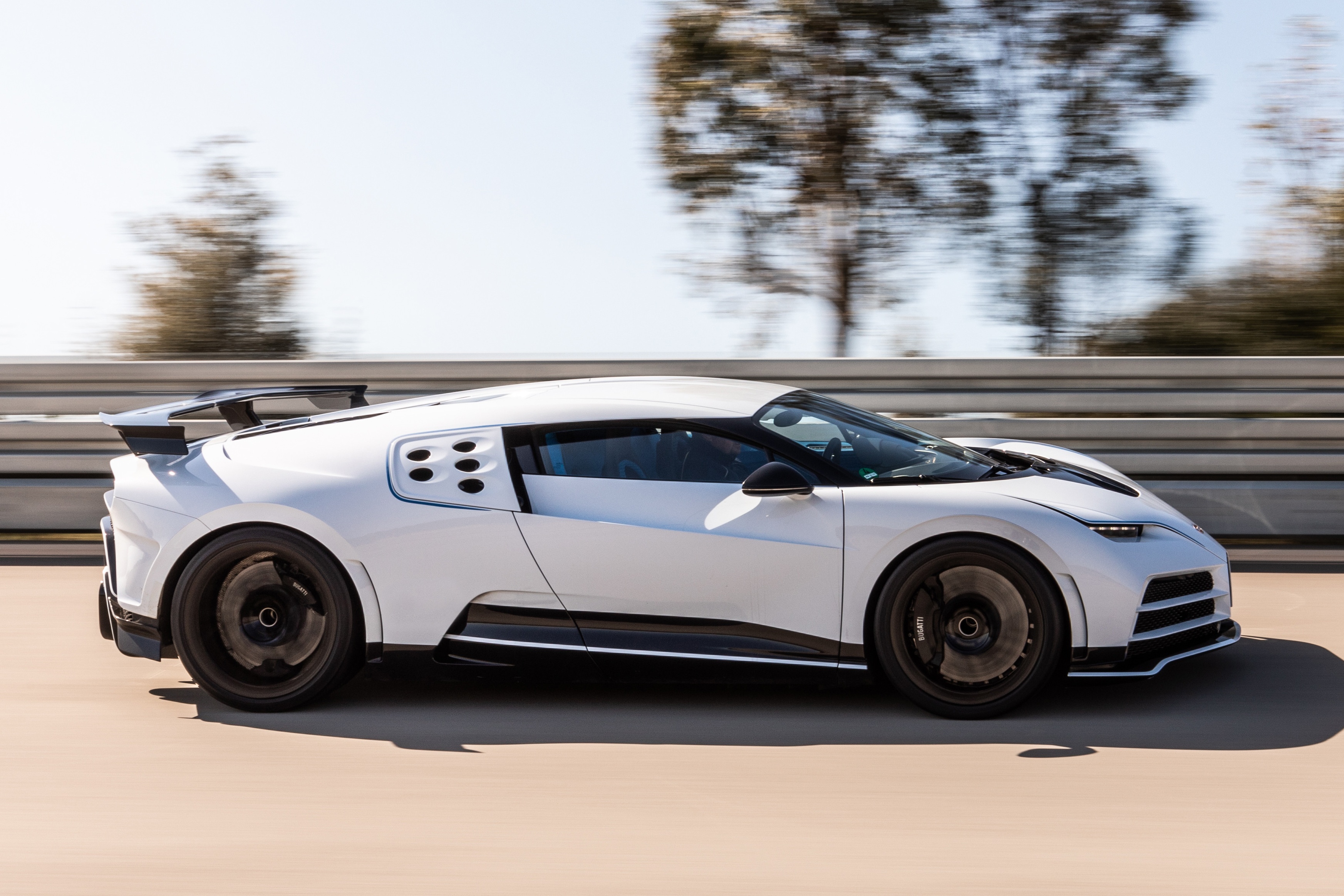 bugatti,  pagani,  koenigsegg,  chiron,  veyron,  divo,  centodieci,  zonda,  huayra,  imola,  hp barchetta,  utopia,  Bugatti La Voiture Noire,  La Voiture Noire,  rolls-royce,  boat tail,  sweptail,  chiron profilee,  maybach exelero,  maybach,  exelero,  Huayra Codalunga,  Codalunga anh 11