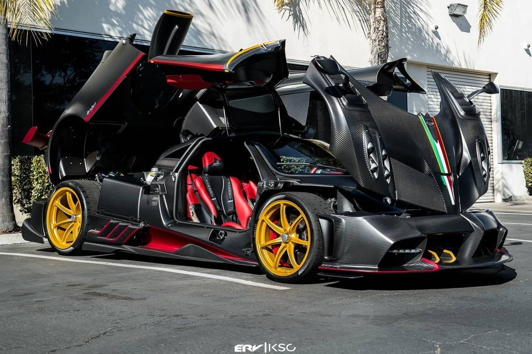 10 mau xe moi co gia dat nhat the gioi, cao nhat gan 30 trieu USD hinh anh