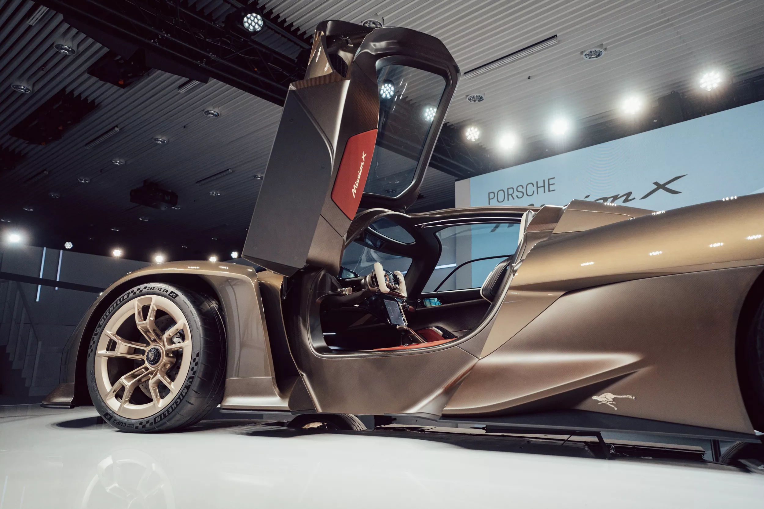 porsche,  918 spyder,  mission x,  mission e,  porsche mission x,  porsche mission e,  xe dien,  ev,  porsche 918 spyder,  ferrari,  laferrari,  mclaren p1,  hypercar,  sieu xe,  lamborghini,  aston martin,  maserati,  bugatti,  pagani,  koenigsegg anh 6