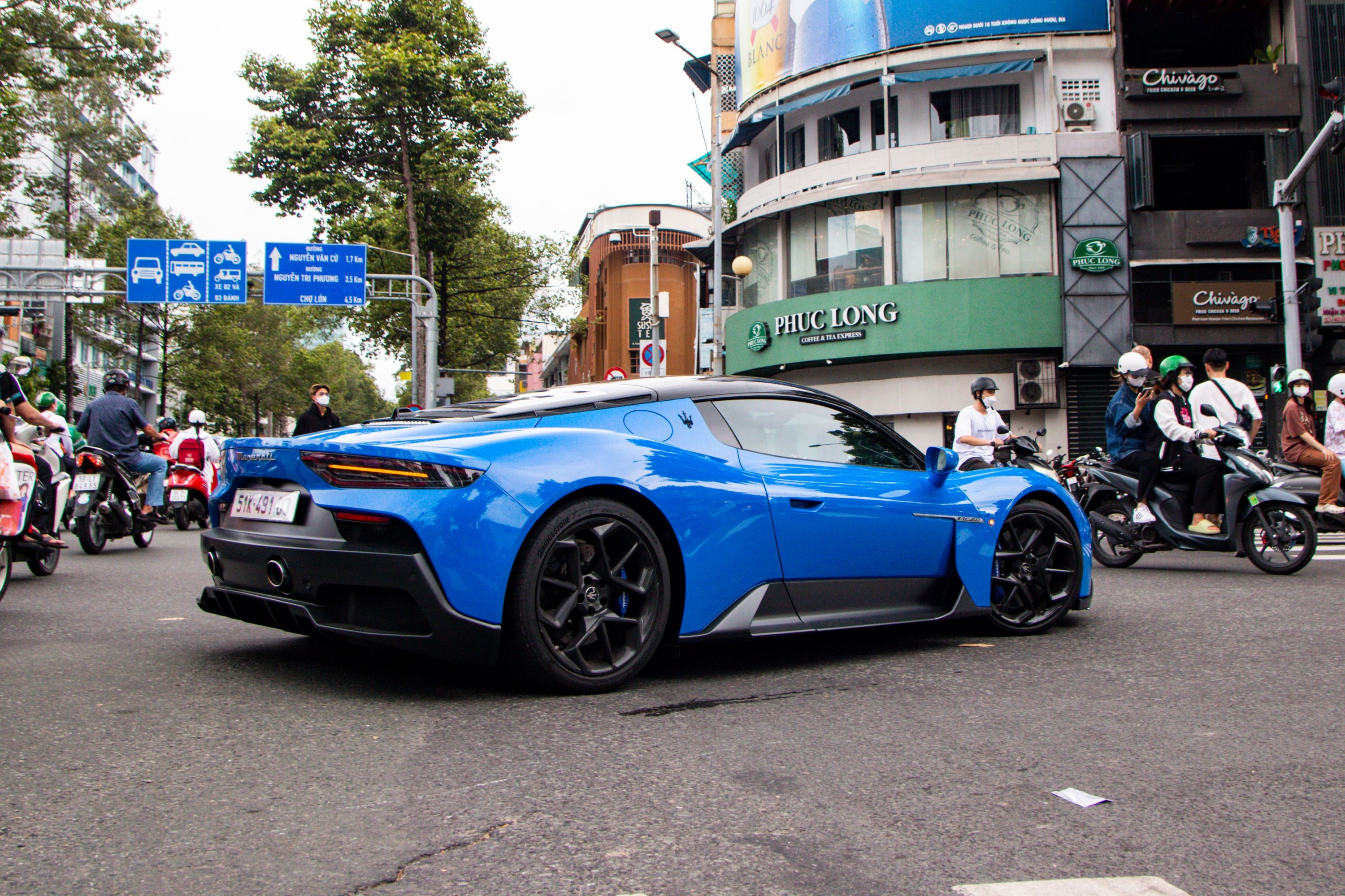 khai truong k-super anh 8