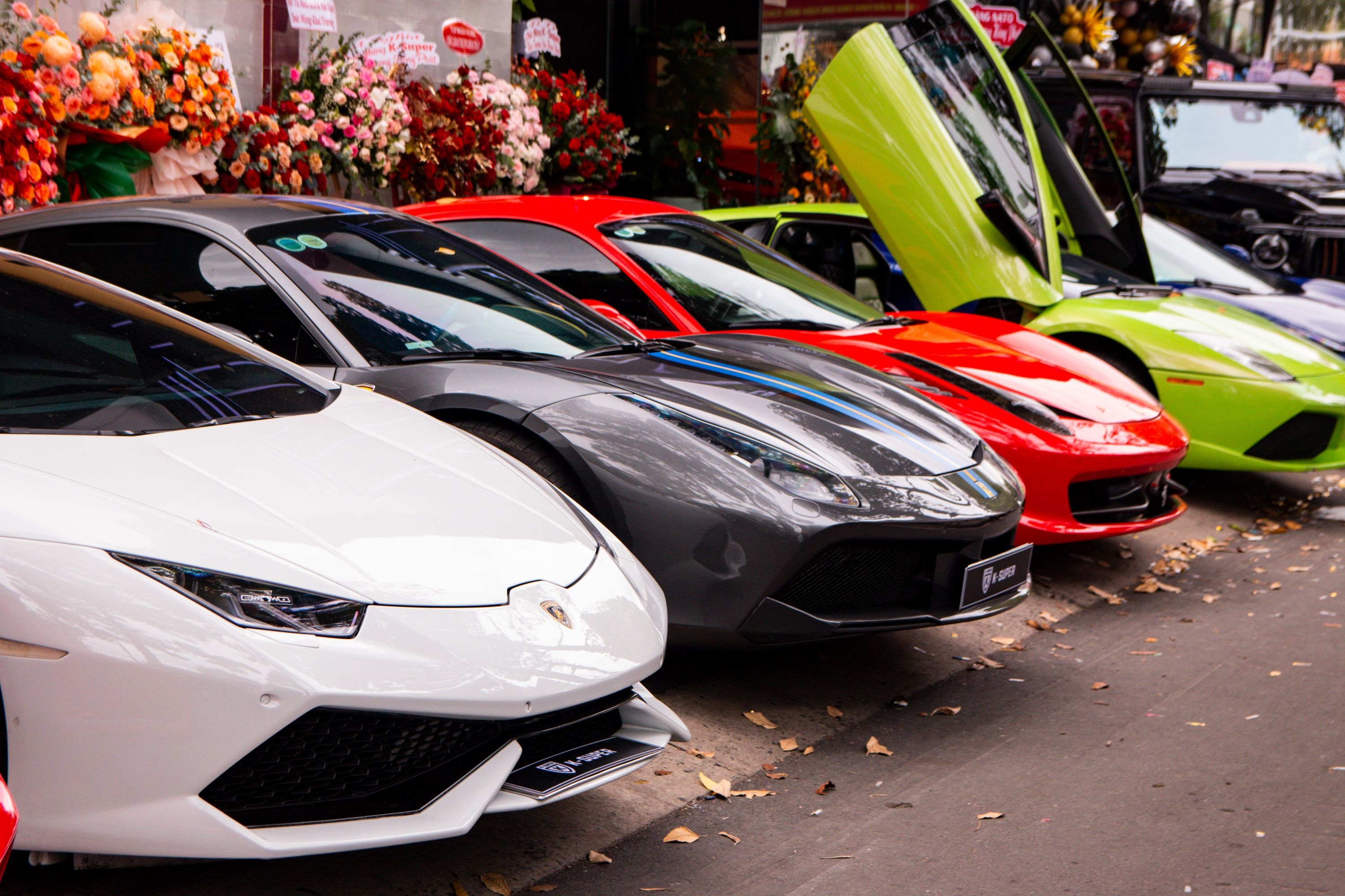 khai truong k-super anh 1