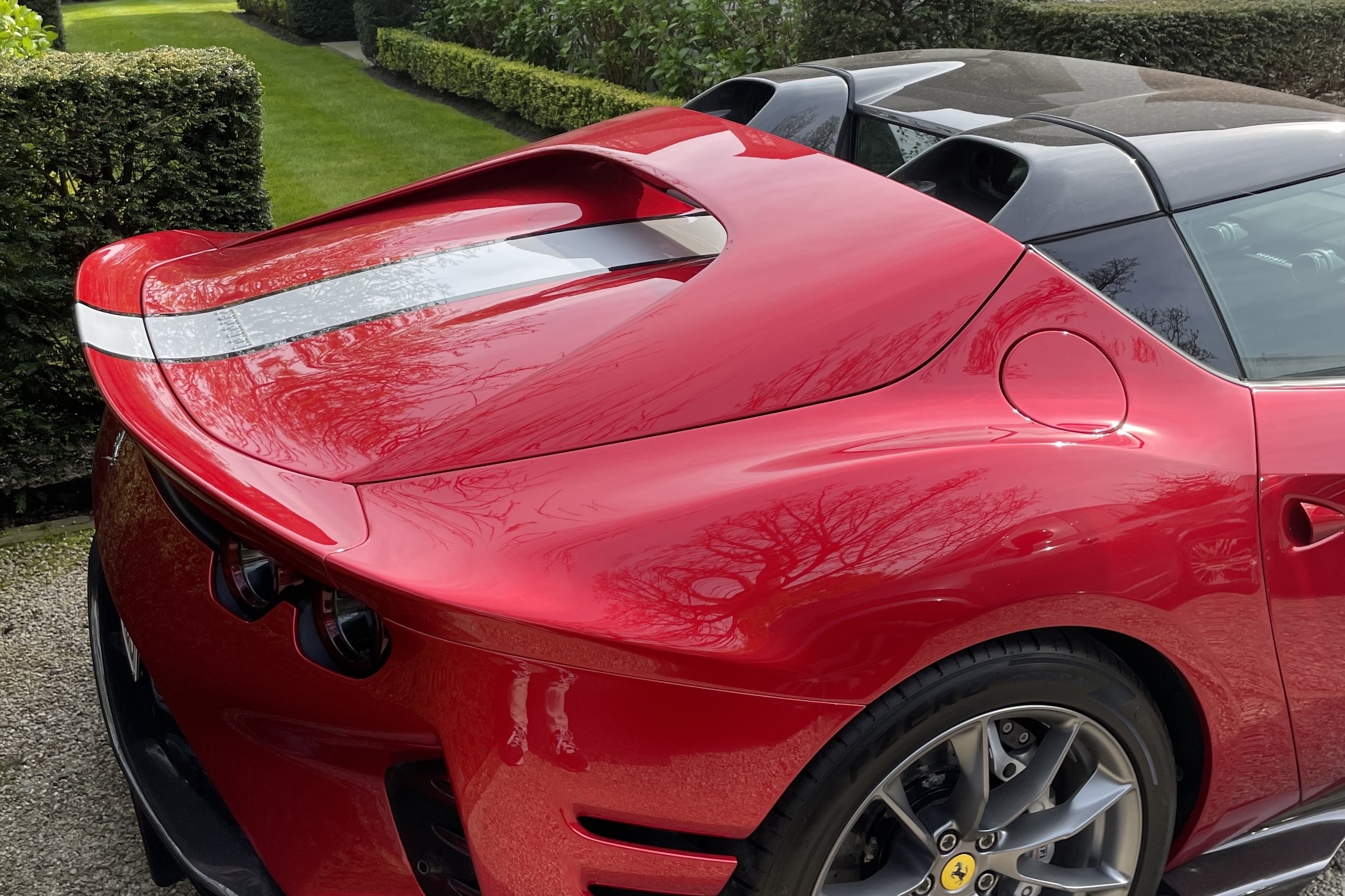 ferrari,  812,  812 superfast,  812 gts,  812 competizione,  812 competizione a,  Zlatan Ibrahimovic,  Ibrahimovic,  siêu xe,  daytona sp3,  siêu xe,  lamborghini,  mclaren,  aston martin,  porsche,  maserati,  bugatti,  pagani,  koenigsegg,  bóng đá,  đá banh,  milan,  ac milan ảnh 4 ferrari,  812,  812 superfast,  812 gts,  812 competizione,  812 competizione a,  Zlatan Ibrahimovic,  Ibrahimovic,  sieu xe,  daytona sp3,  sieu xe,  lamborghini,  mclaren,  aston martin,  porsche,  maserati,  bugatti,  pagani,  koenigsegg,  bong da,  da banh,  milan,  ac milan anh 4