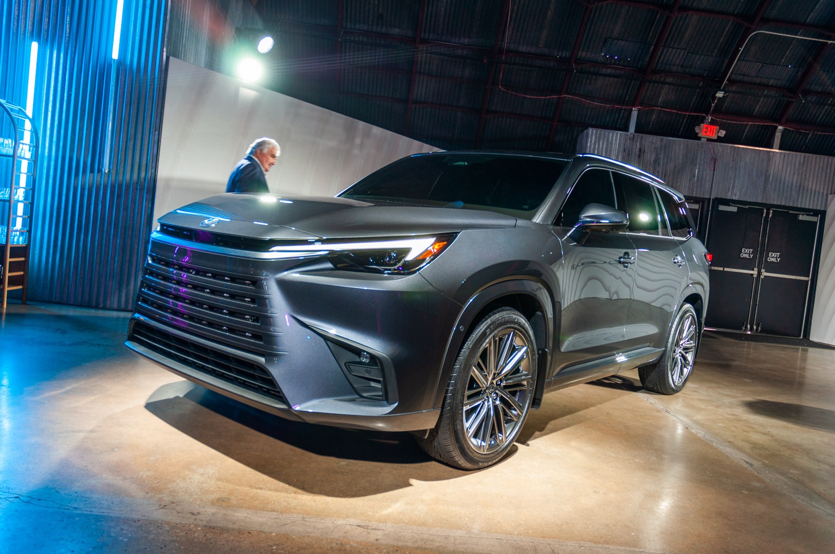 xe moi,  loi,  ev,  xe dien,  hybrid,  phev,  jd power,  my,  porsche 911,  lexus anh 5