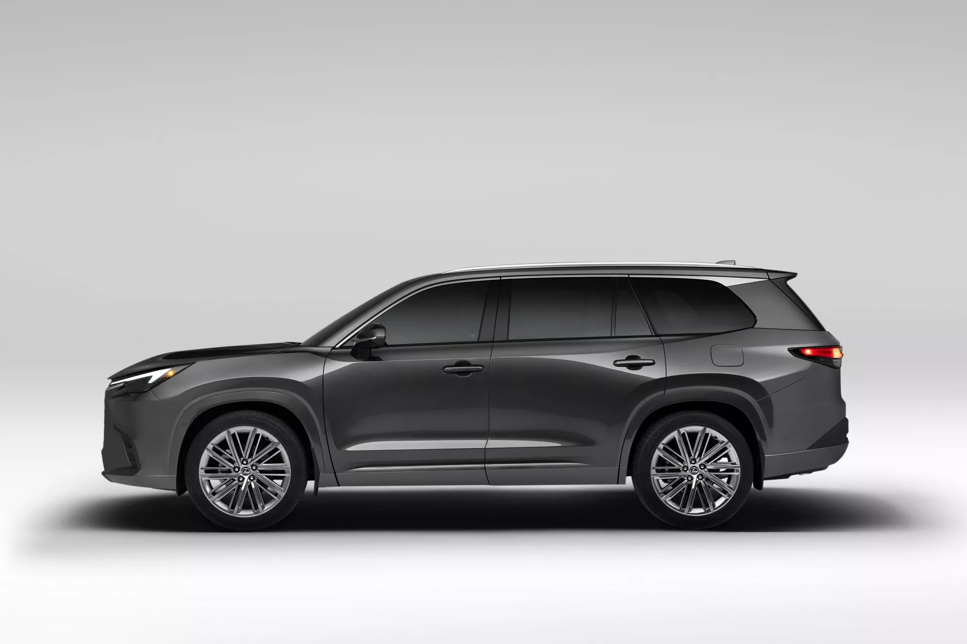 lexus,  tx,  lx,  gx,  rx,  nx,  lbx,  suv,  crossover,  dia hinh,  mercedes,  bmw,  audi,  mercedes-benz,  lexus tx anh 8