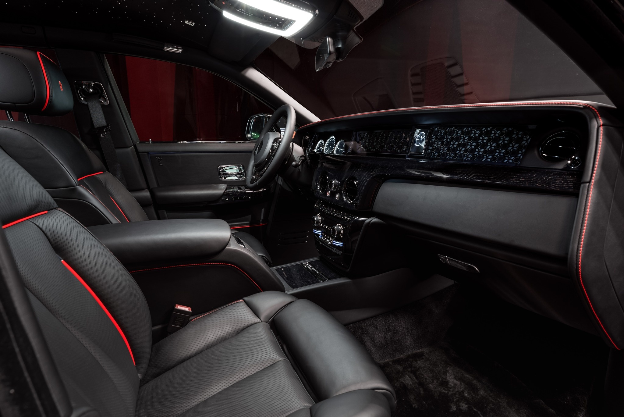 rolls-royce,  phantom,  ghost,  wraith,  dawn,  spectre,  sieu sang,  bentley,  mercedes,  novitec,  spofec,  xe do anh 9