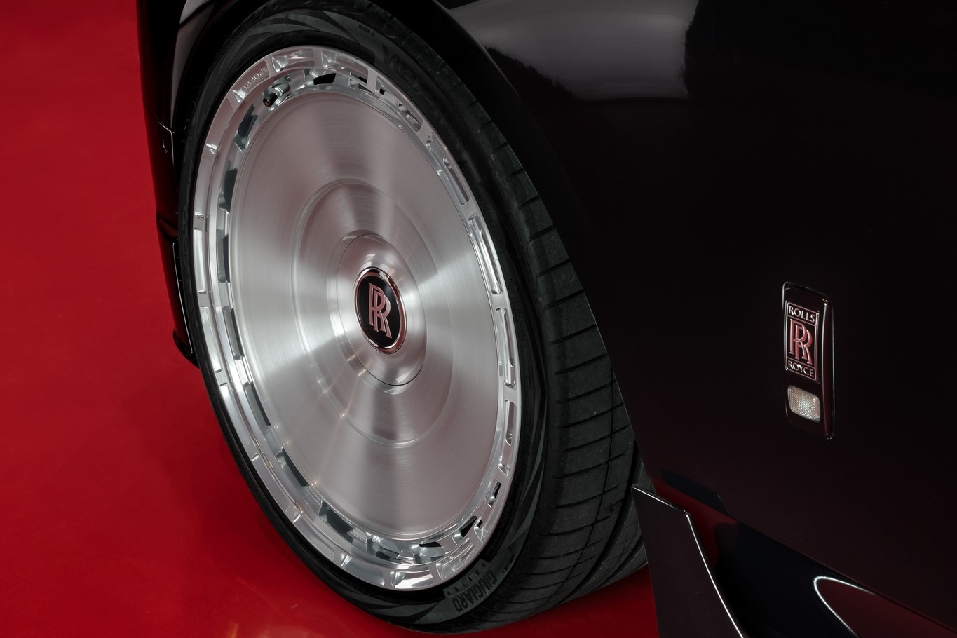 rolls-royce,  phantom,  ghost,  wraith,  dawn,  spectre,  sieu sang,  bentley,  mercedes,  novitec,  spofec,  xe do anh 6