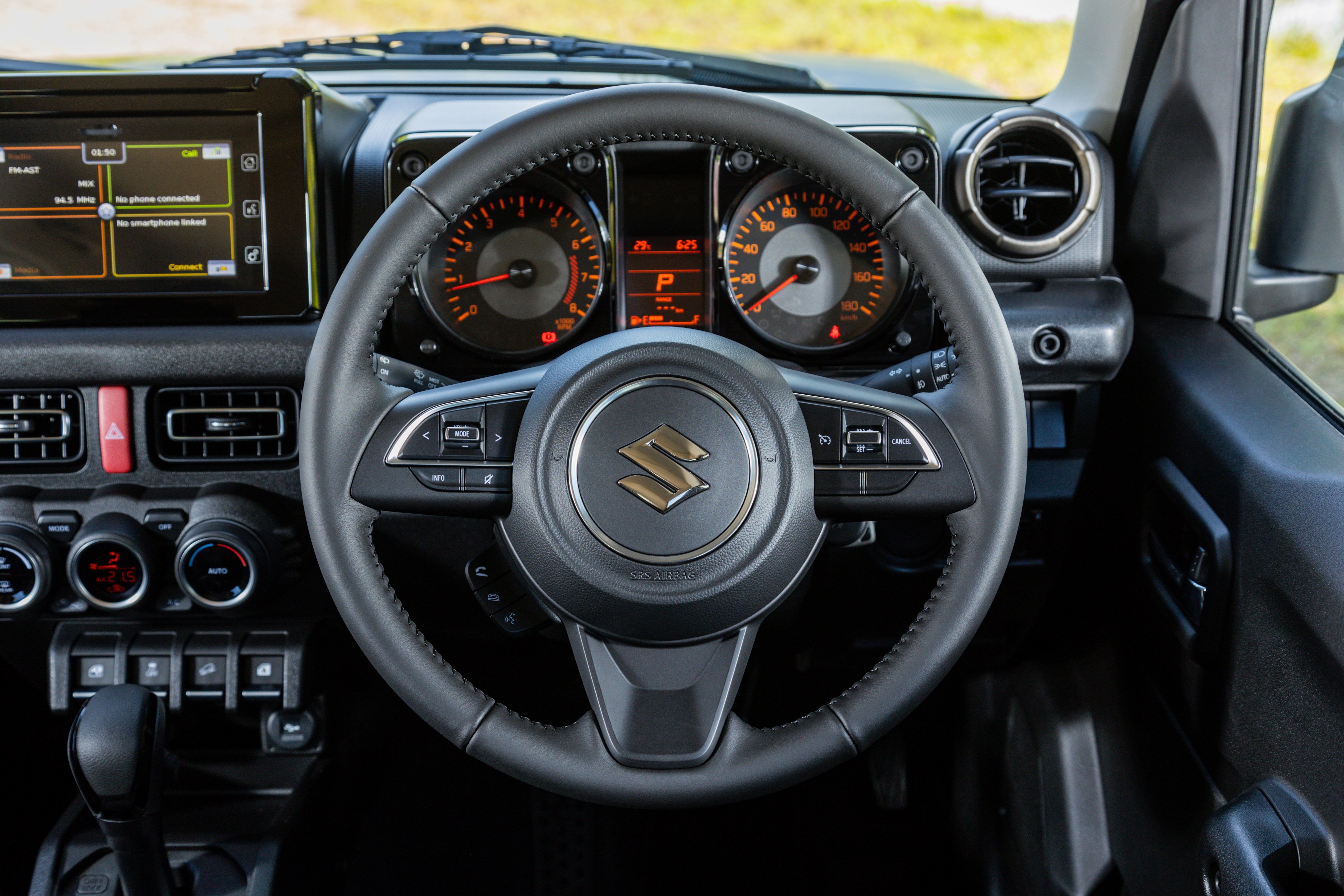 suzuki,  suzuki jimny,  jimny,  suv,  địa hình,  offroad,  rhino,  rhino edition,  jimny rhino,  jimny rhino edition,  tê giác,  malaysia,  phiên bản đặc biệt,  phiên bản giới hạn ảnh 9 suzuki,  suzuki jimny,  jimny,  suv,  dia hinh,  offroad,  rhino,  rhino edition,  jimny rhino,  jimny rhino edition,  te giac,  malaysia,  phien ban dac biet,  phien ban gioi han anh 9