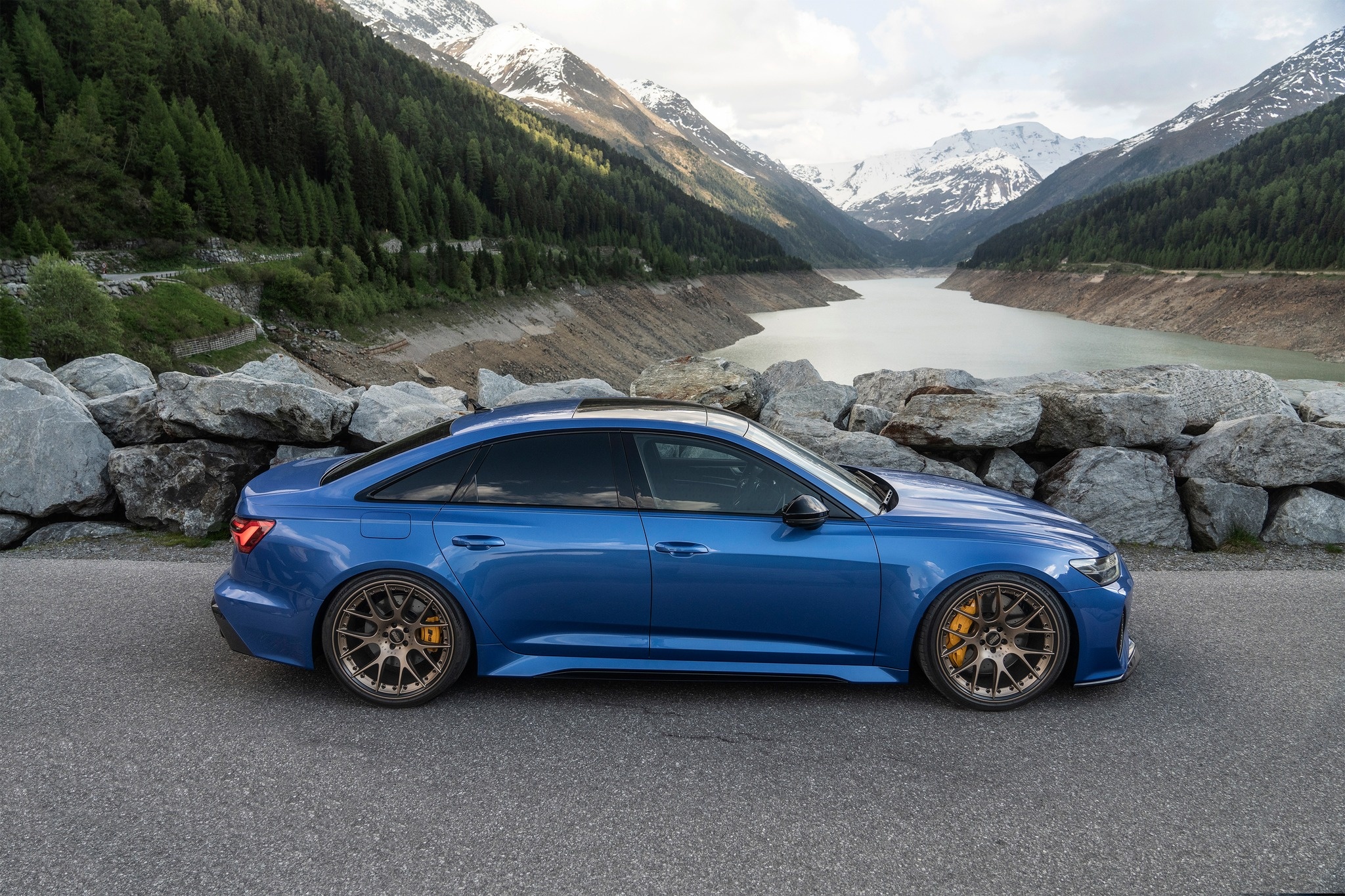 audi,  audi rs6,  audi rs,  audi rs 6,  rs 6,  rs6,  audi a6,  sedan,  xe do,  wagon,  rs6 avant,  rs 6 avant,  hieu suat cao,  sieu xe,  mercedes-amg,  amg,  bmw,  bmw m,  amg,  m5,  e63 anh 4