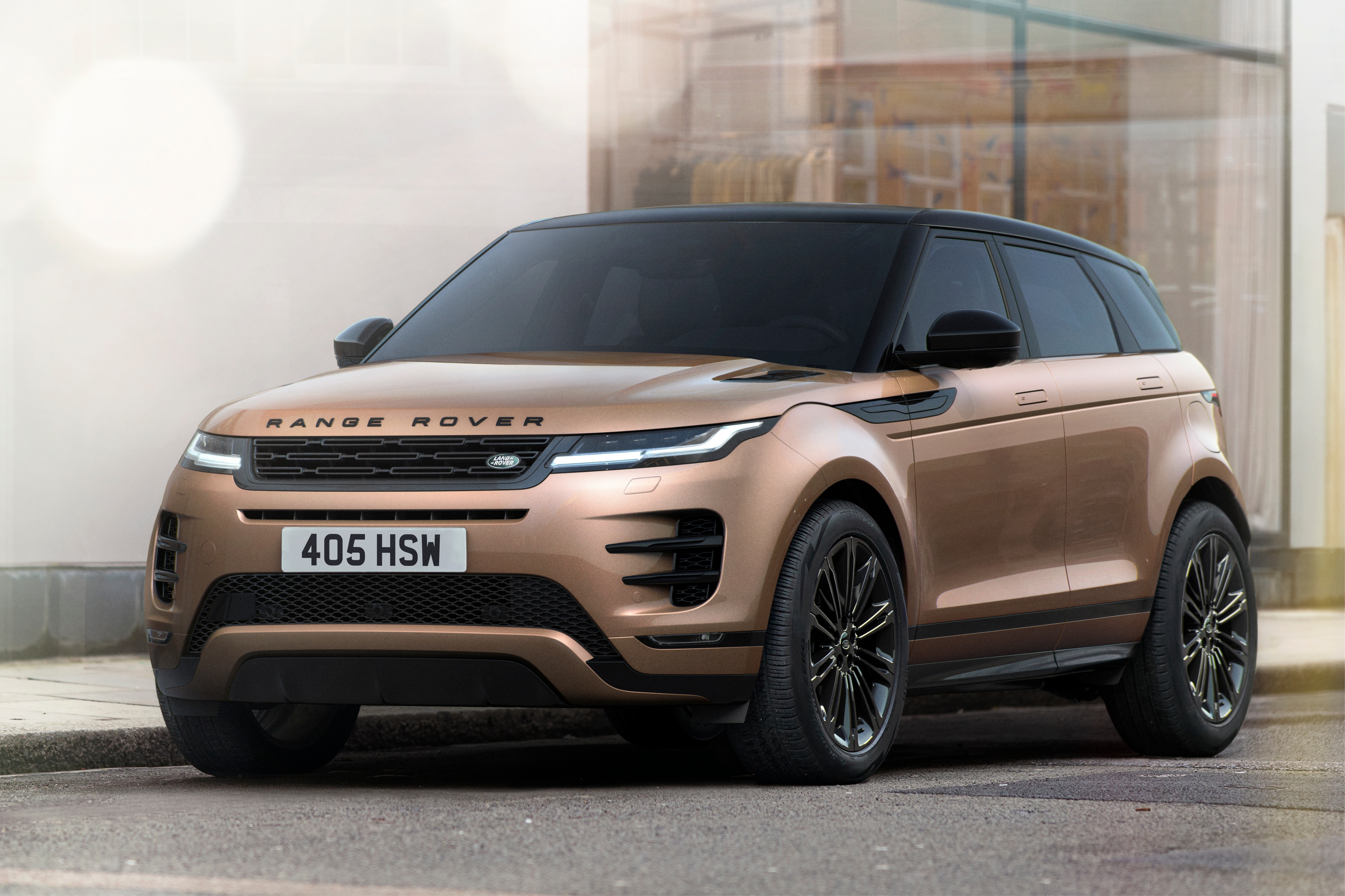Range Rover Evoque 2024 co gia 50.000 USD hinh anh