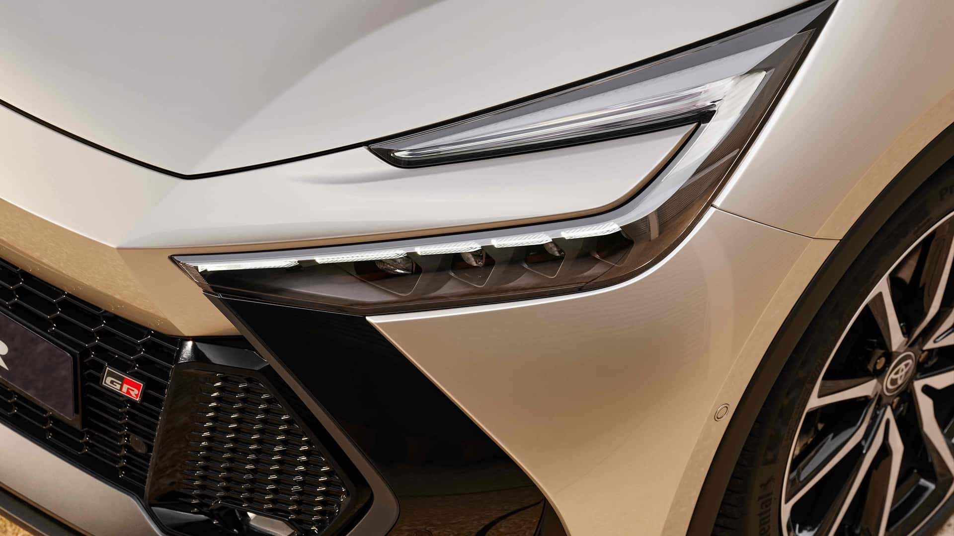 toyota,  c-hr,  toyota c-hr,  suv,  crossover,  hybrid,  châu âu ảnh 4 toyota,  c-hr,  toyota c-hr,  suv,  crossover,  hybrid,  chau au anh 4