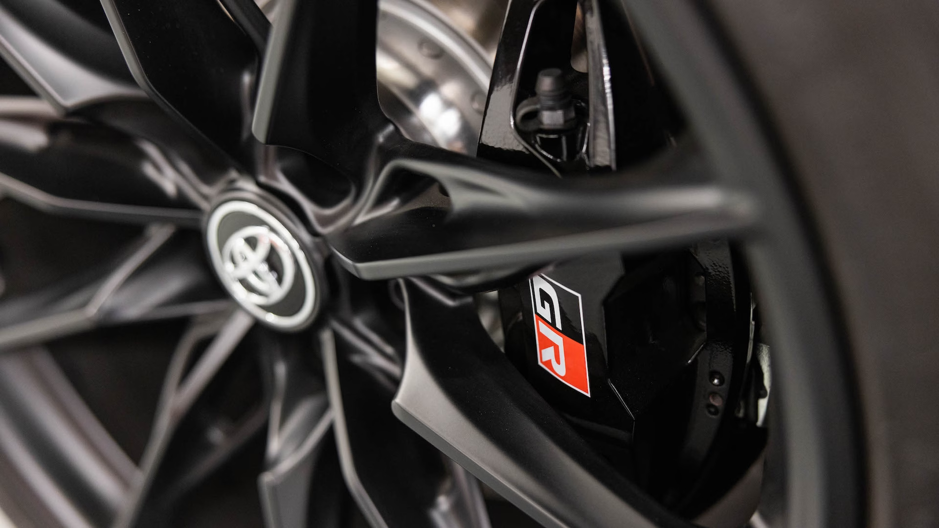 toyota,  supra,  toyota supra,  gr supra,  toyota gr supra,  gazoo racing,  fast & furious,  fast and furious,  45 anniversary,  supra 45 anniversary,  ky niem,  phien ban ky niem,  sieu xe,  xe the thao,  hypercar,  bmw,  bmw z4,  z4 anh 10