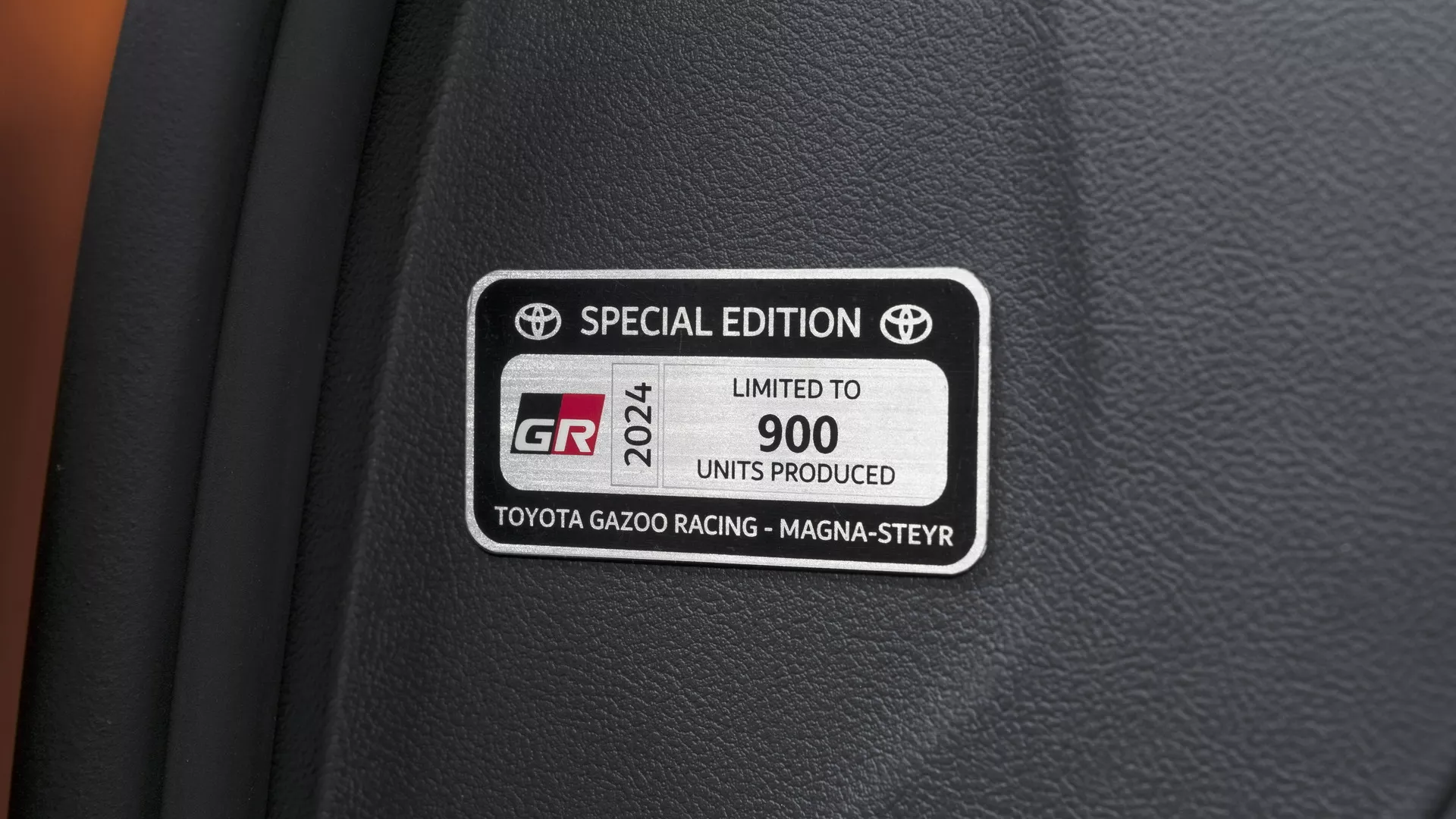 toyota,  supra,  toyota supra,  gr supra,  toyota gr supra,  gazoo racing,  fast & furious,  fast and furious,  45 anniversary,  supra 45 anniversary,  ky niem,  phien ban ky niem,  sieu xe,  xe the thao,  hypercar,  bmw,  bmw z4,  z4 anh 16