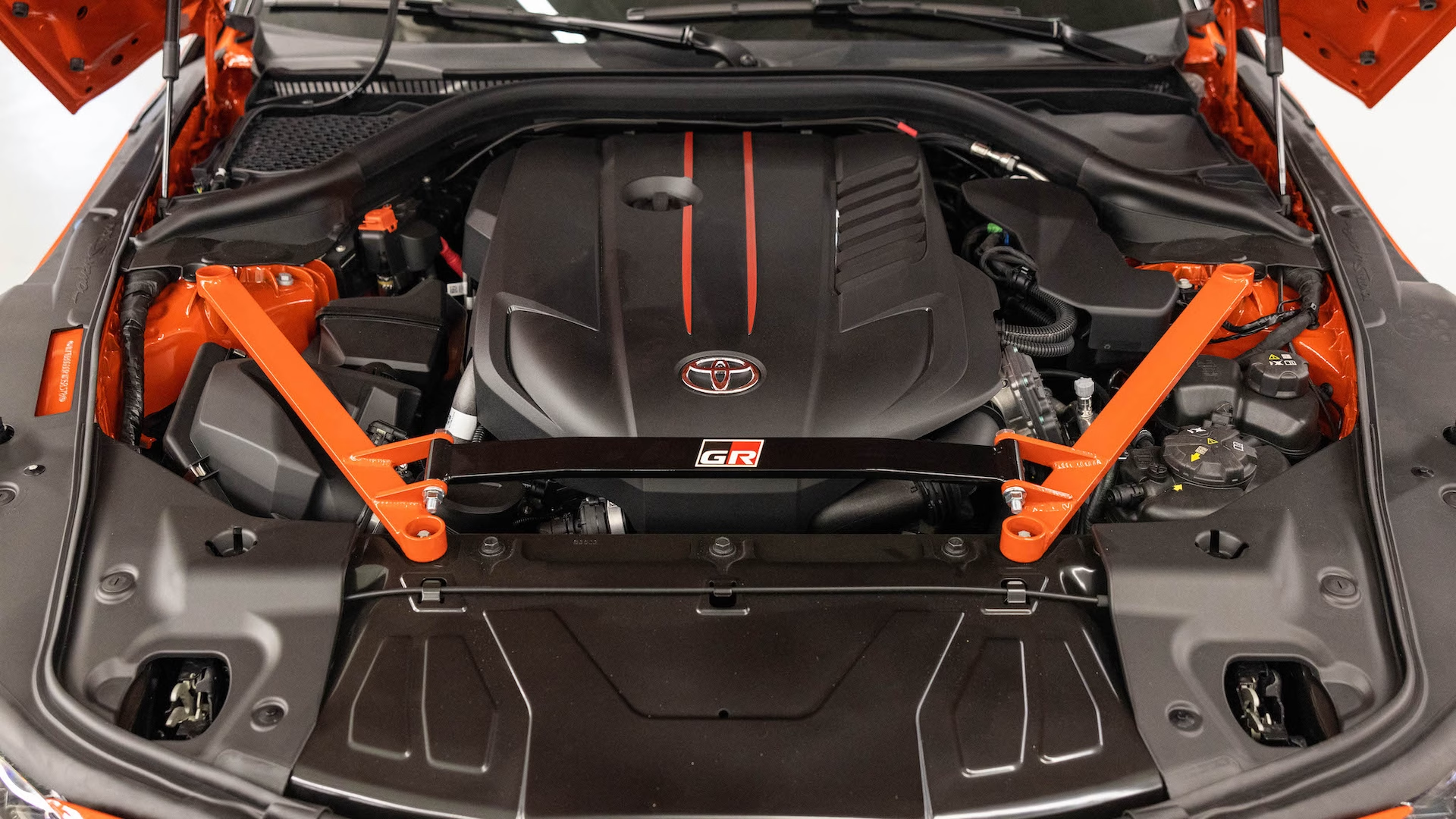 toyota,  supra,  toyota supra,  gr supra,  toyota gr supra,  gazoo racing,  fast & furious,  fast and furious,  45 anniversary,  supra 45 anniversary,  ky niem,  phien ban ky niem,  sieu xe,  xe the thao,  hypercar,  bmw,  bmw z4,  z4 anh 14