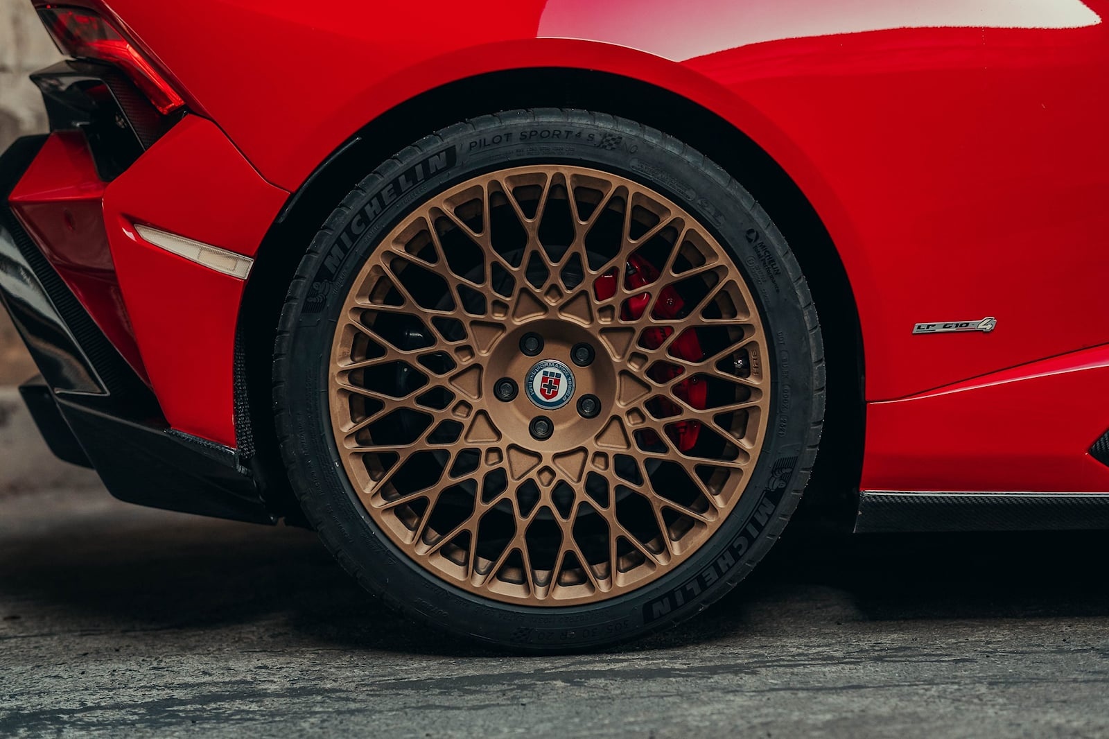 lamborghini,  huracan,  sto,  huracan sto,  performanted,  huracan performante,  huracan evo,  aventador,  revuelto,  gallardo,  murcielago,  ferrari,  aston martin,  mclaren,  porsche,  maserati,  porsche,  pagani,  koenigsegg,  bugatti,  sieu xe,  xe the thao,  hypercar anh 7