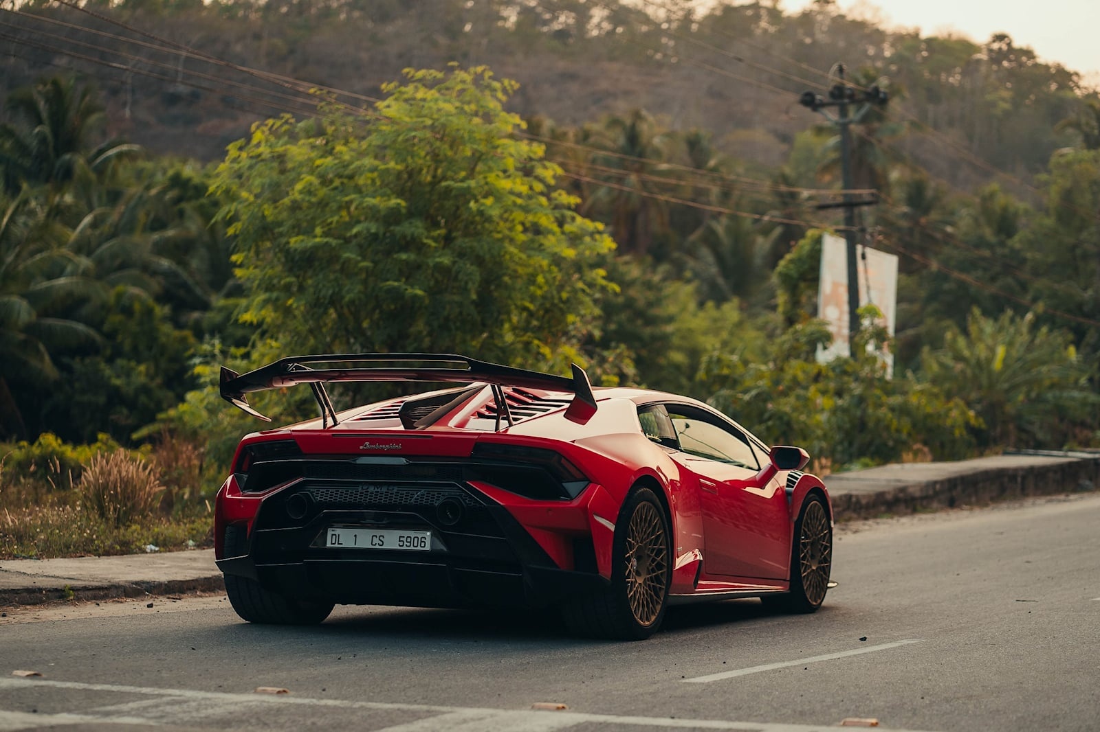 lamborghini,  huracan,  sto,  huracan sto,  performanted,  huracan performante,  huracan evo,  aventador,  revuelto,  gallardo,  murcielago,  ferrari,  aston martin,  mclaren,  porsche,  maserati,  porsche,  pagani,  koenigsegg,  bugatti,  sieu xe,  xe the thao,  hypercar anh 14