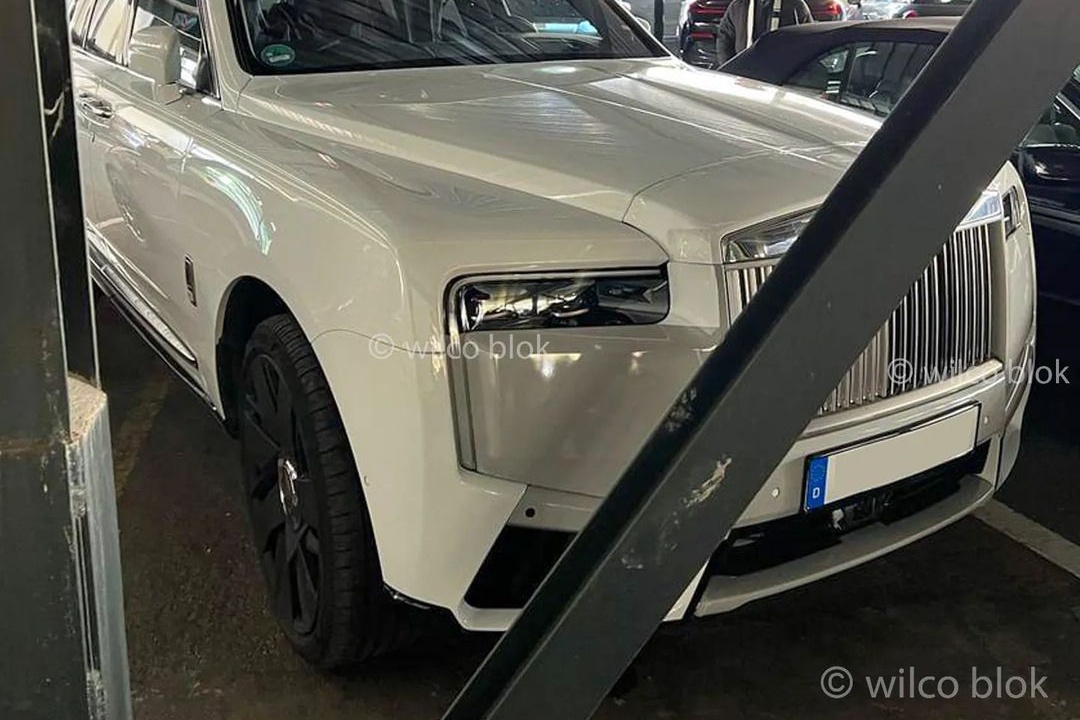 rolls-royce,  cullinan,  phantom,  ghost,  sieu sang,  suv,  facelift,  nang cap anh 3