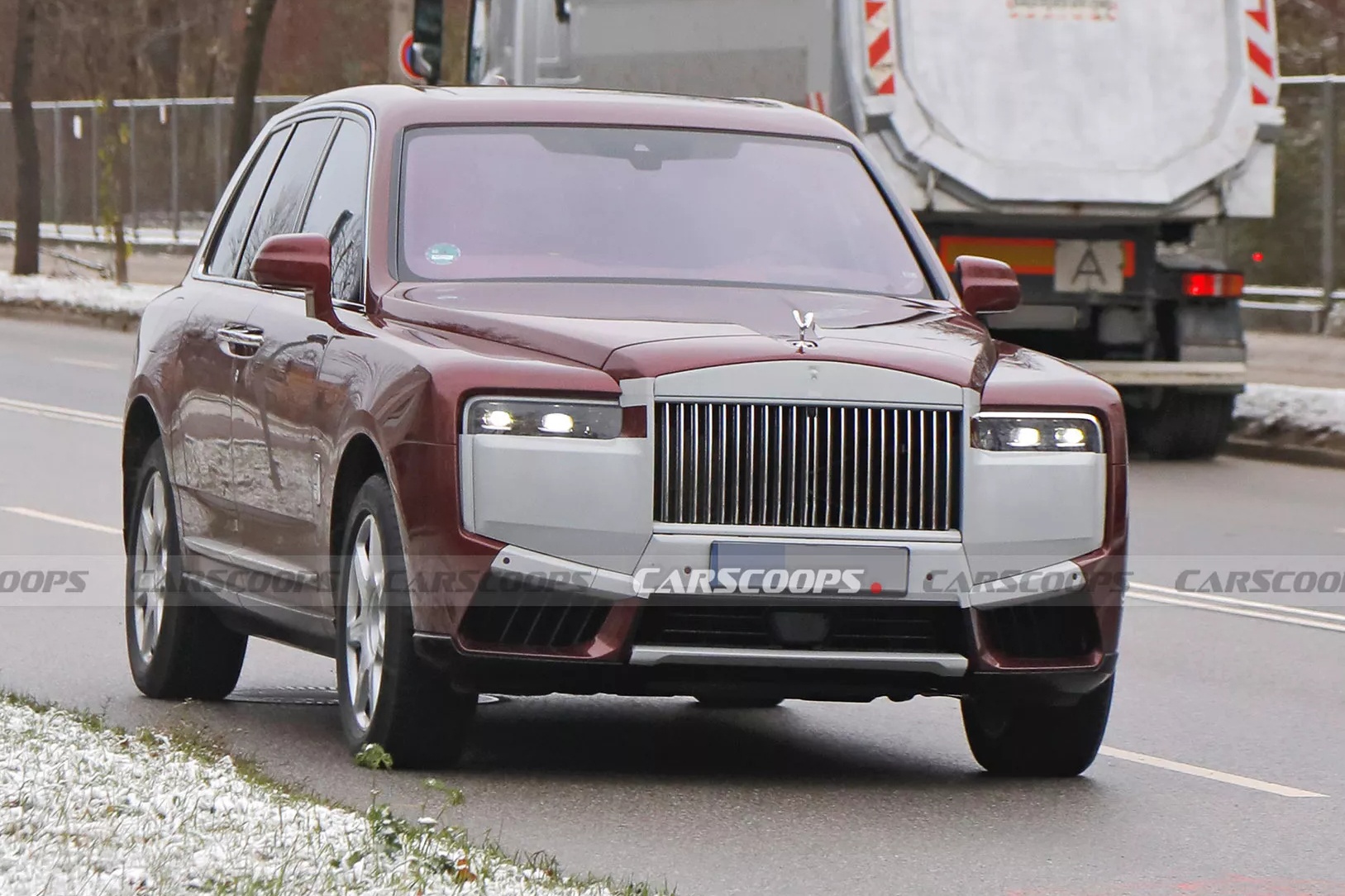 rolls-royce,  cullinan,  phantom,  ghost,  sieu sang,  suv,  facelift,  nang cap anh 4