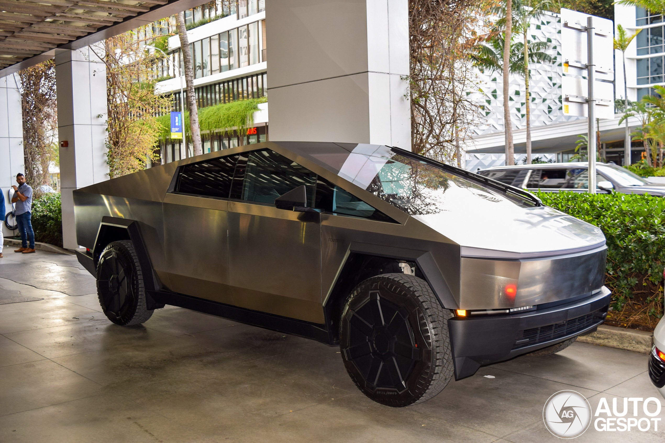 tesla,  cybertruck cyberbeast,  bán tải,  xe điện,  elon musk ảnh 7 tesla,  cybertruck cyberbeast,  ban tai,  xe dien,  elon musk anh 7