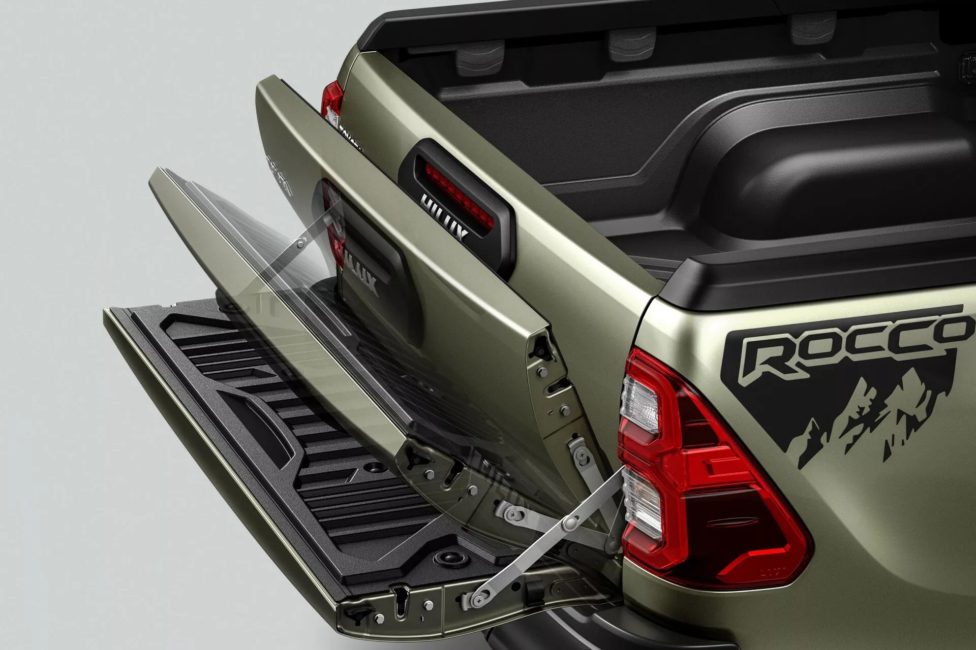 ban tai,  pickup,  toyota,  hilux,  tacoma,  Hilux Revo Rocco,  Tacoma Trailhunter anh 7